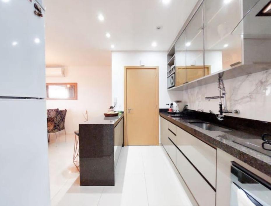 Apartamento à Venda, 95m² privativos, Edifício Tresor, 3 quartos sendo 1 suíte, todo planejado-  Gleba Fazenda Palhano, Londrina, PR