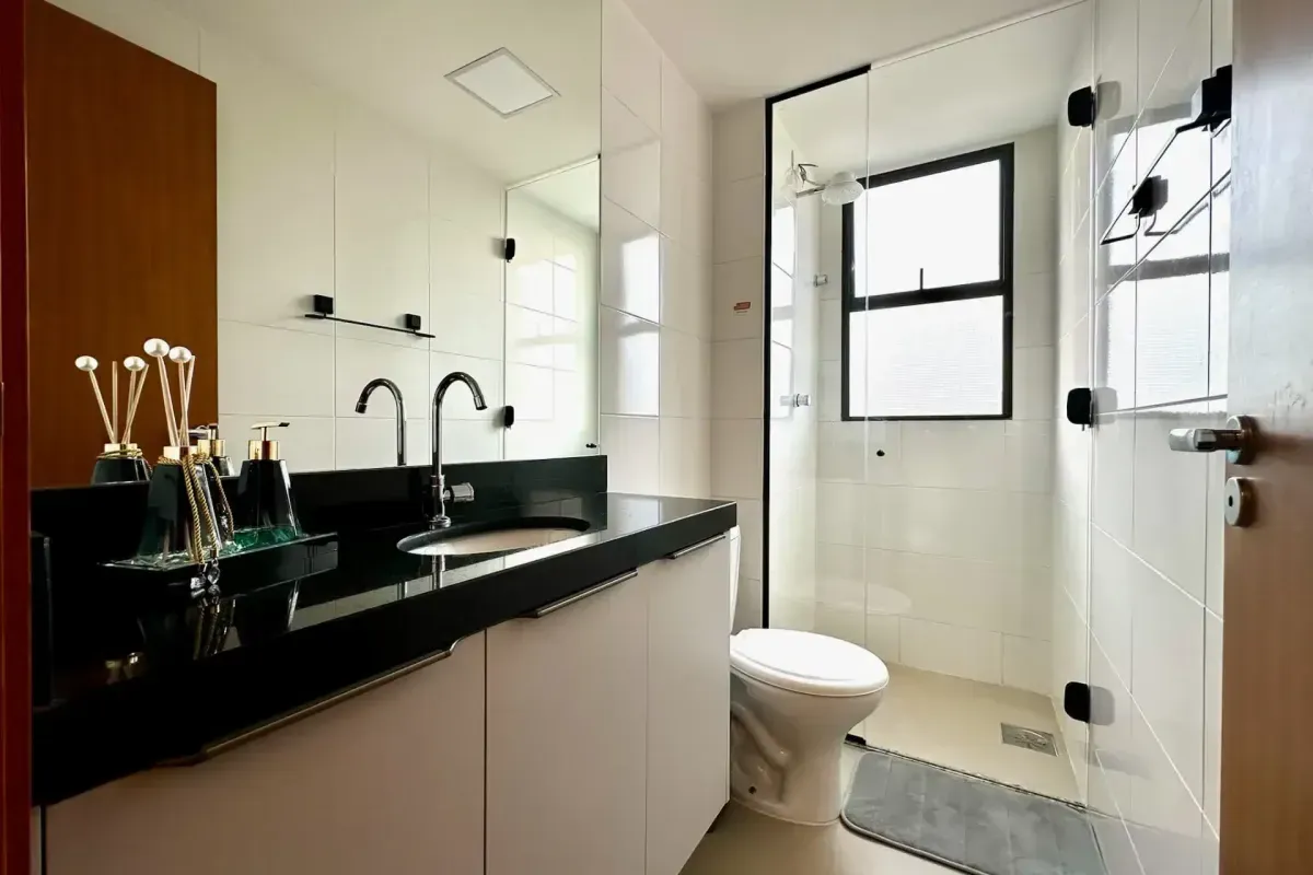 Apartamento à venda, Residencial Le Chalet, 56m² úteis, 2 quartos sendo 1 suíte, churrasqueira integrada - Parque Jamaica, Londrina, PR