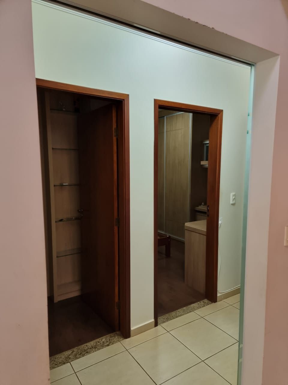 Casa  para venda,  Condomínio Havana, 190m²úteis, 4 quartos sendo 1 suíte, 02 vagas - Aragarça -  Londrina, PR