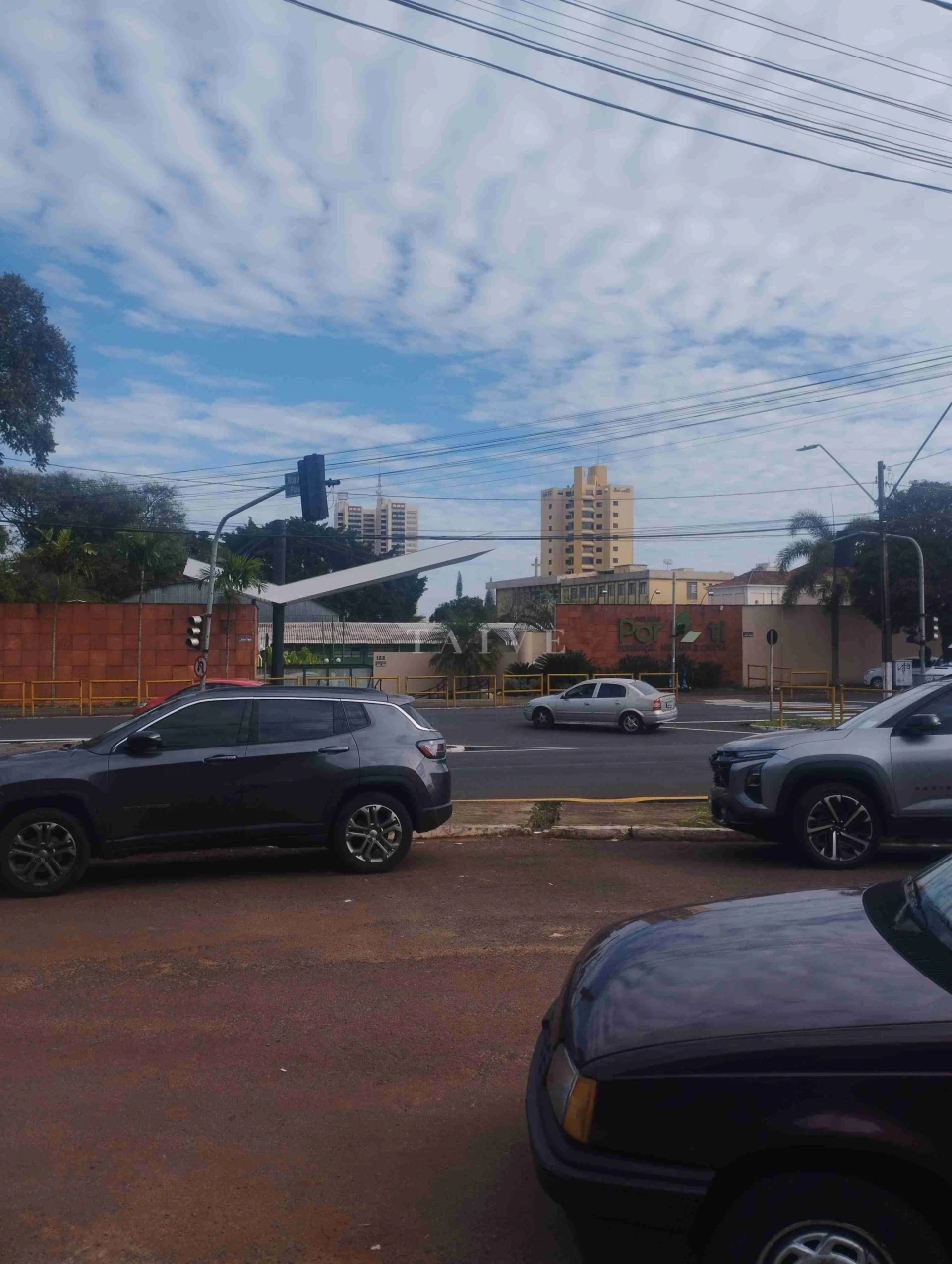Barracão novo para locação, total 700m², amplo, pé direito de 8M ,av. tiradente ,frente vidro,Jardim Agari, Londrina, PR - foto 14