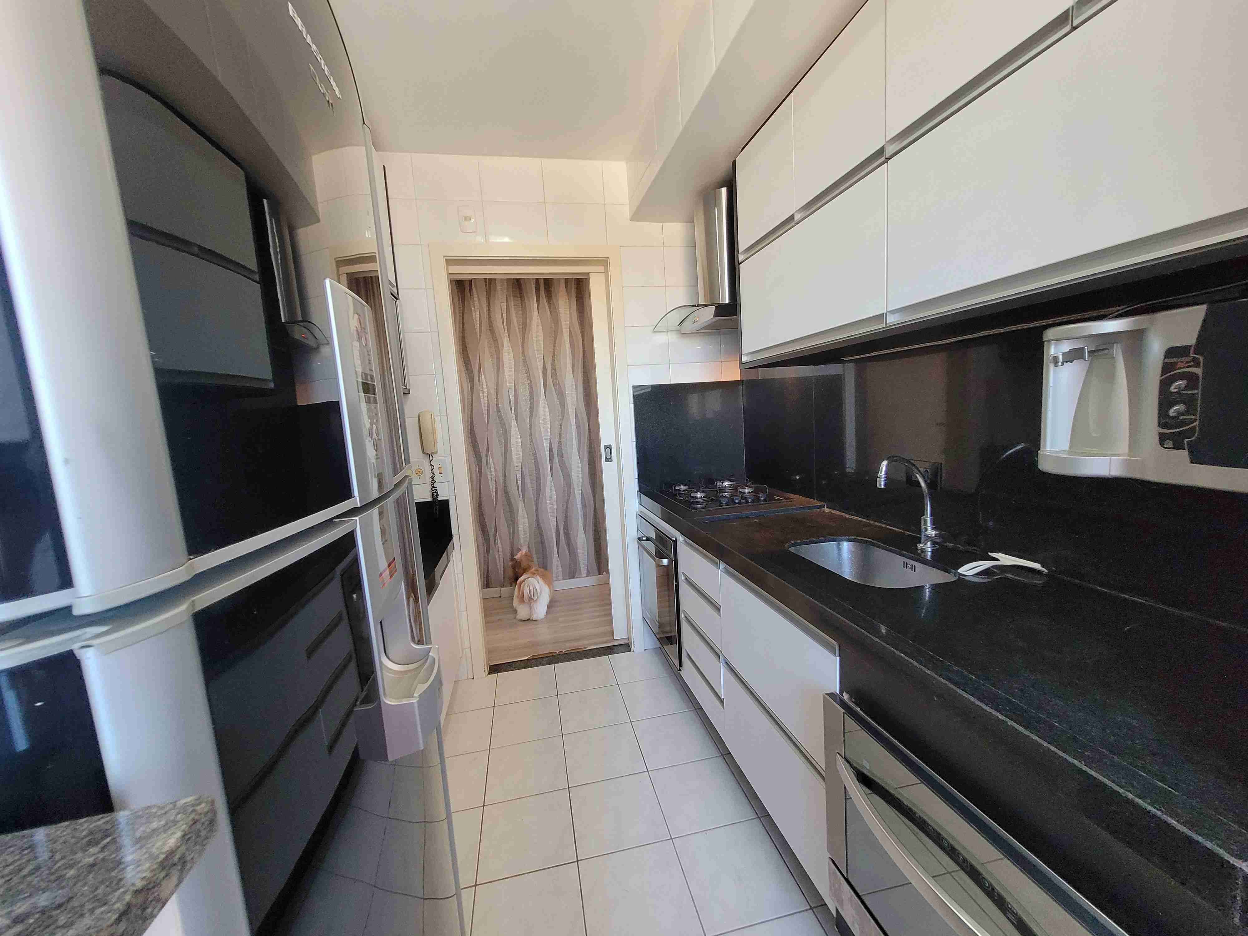 Apartamento à venda no Edifício Studio V,2 quartos sendo 1 suite, mobiliado, sol da manha,Centro, Londrina, PR