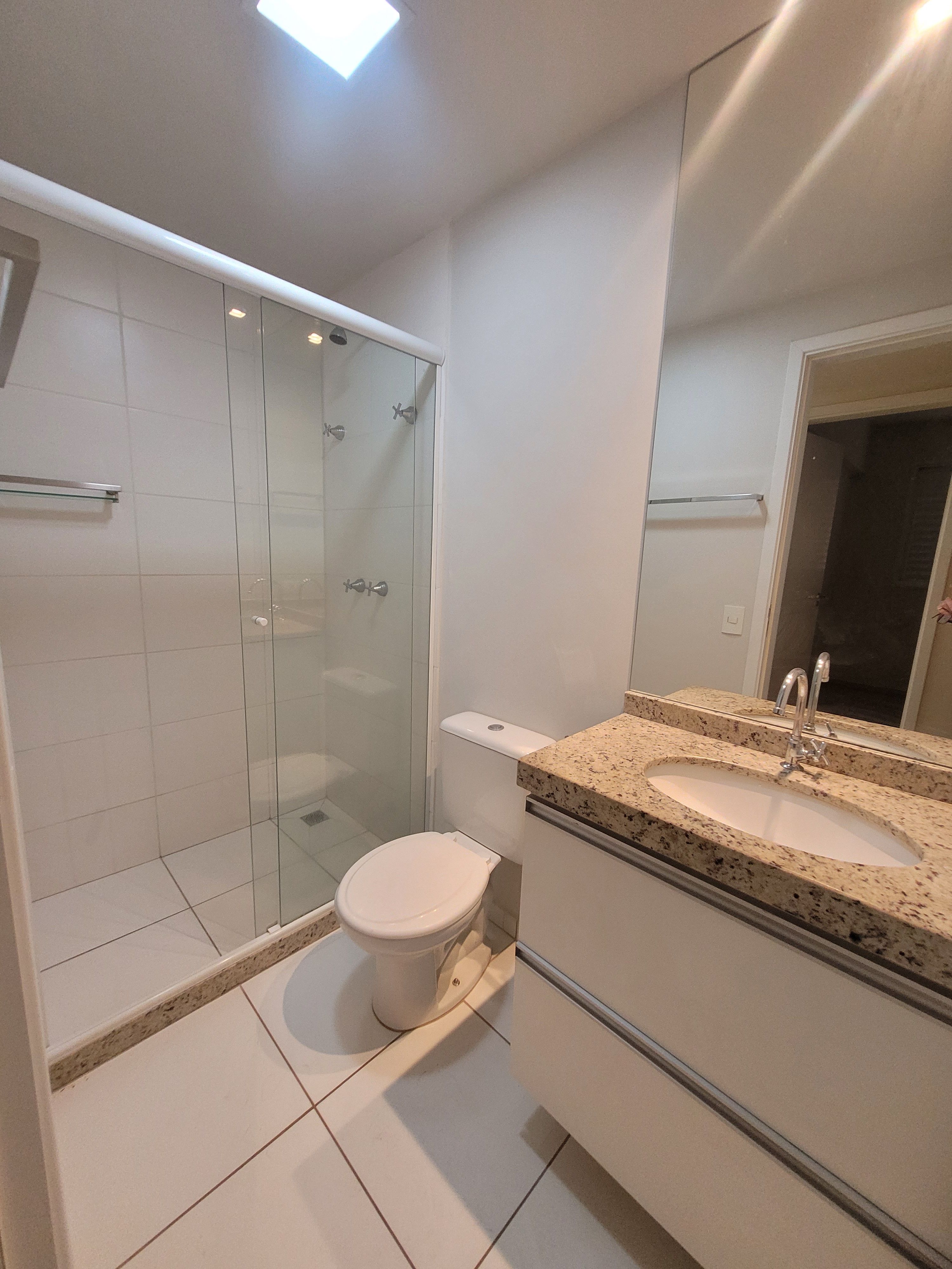 Apartamento à venda, Edifício Neo Palhano, 77m² úteis, 3 quartos sendo 1 suíte - Gleba Fazenda Palhano, Londrina, PR