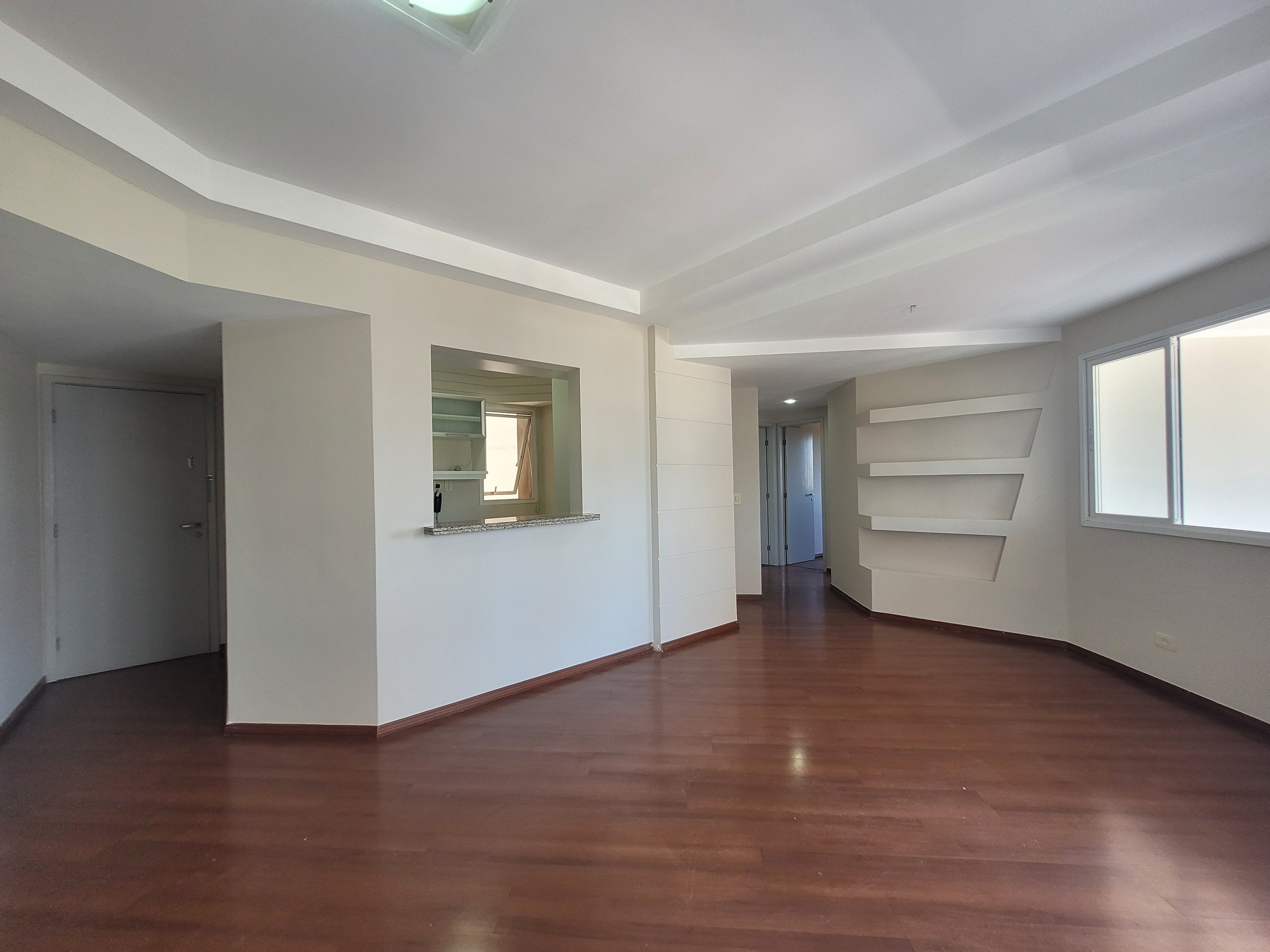 Apartamento  à Venda no edifício  Portal do lago,3 quartos/ 1 suite, andar alto, sol da manha,2 vagas de garagem,Gleba Fazenda Palhano, Londrina,
