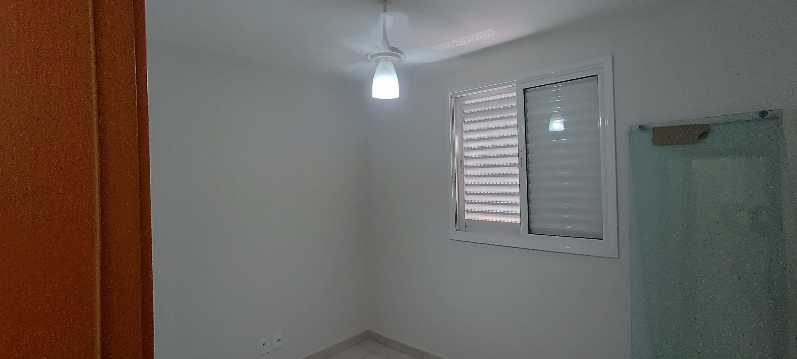 Apartamento à venda, Edifício Aquaparque, 69m², 2 quartos sendo 1 suíte, próx Av Maringá- Vitória, Londrina, PR