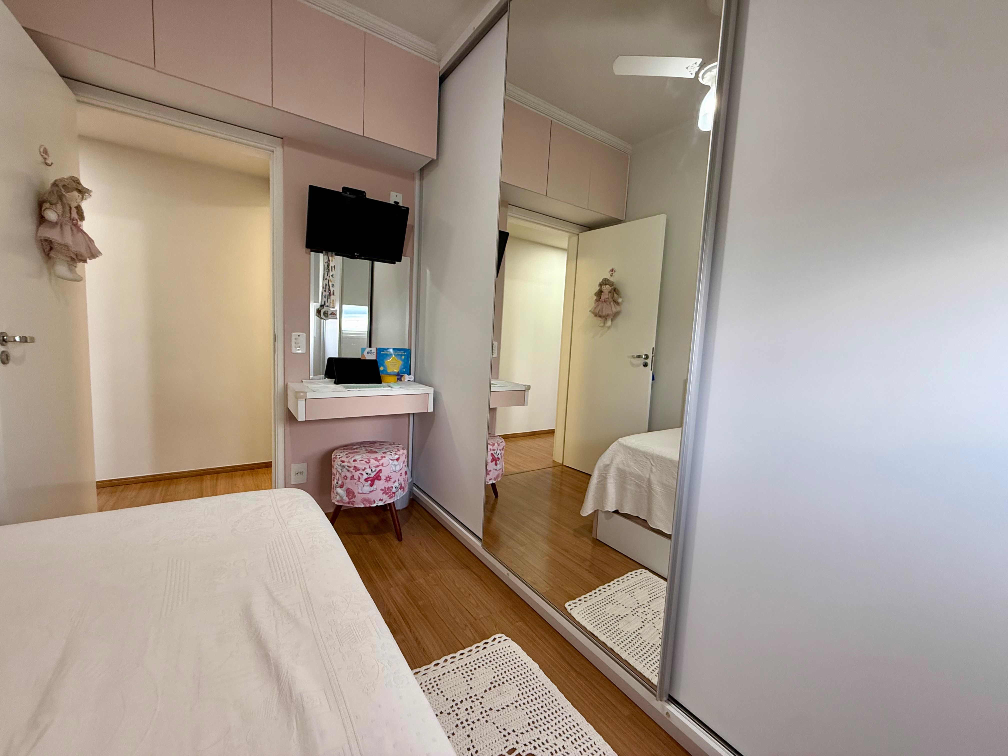Oportunidade Apartamento à venda, Edifício Sunset Faria Lima,  66m² com 3 quartos (sendo 1 suíte), Cozinha, quartos planejados, andar alto-  em L