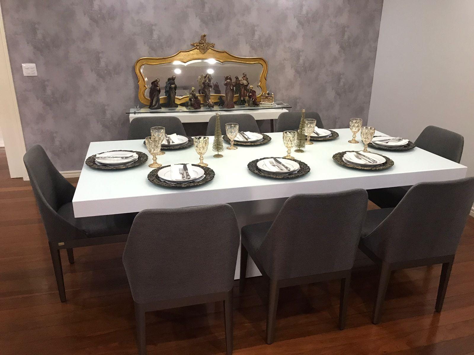 Apartamento à venda, Edifício London Lake, 263m² úteis, 2 suítes, ampla varanda com churrasqueira, 3 vagas - Caiçaras, Londrina, PR