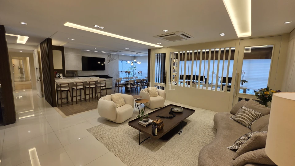 Apartamento Alto Padrão 215m² 3 Suítes - Edifício Landmark - Gleba Palhano - Londrina-PR