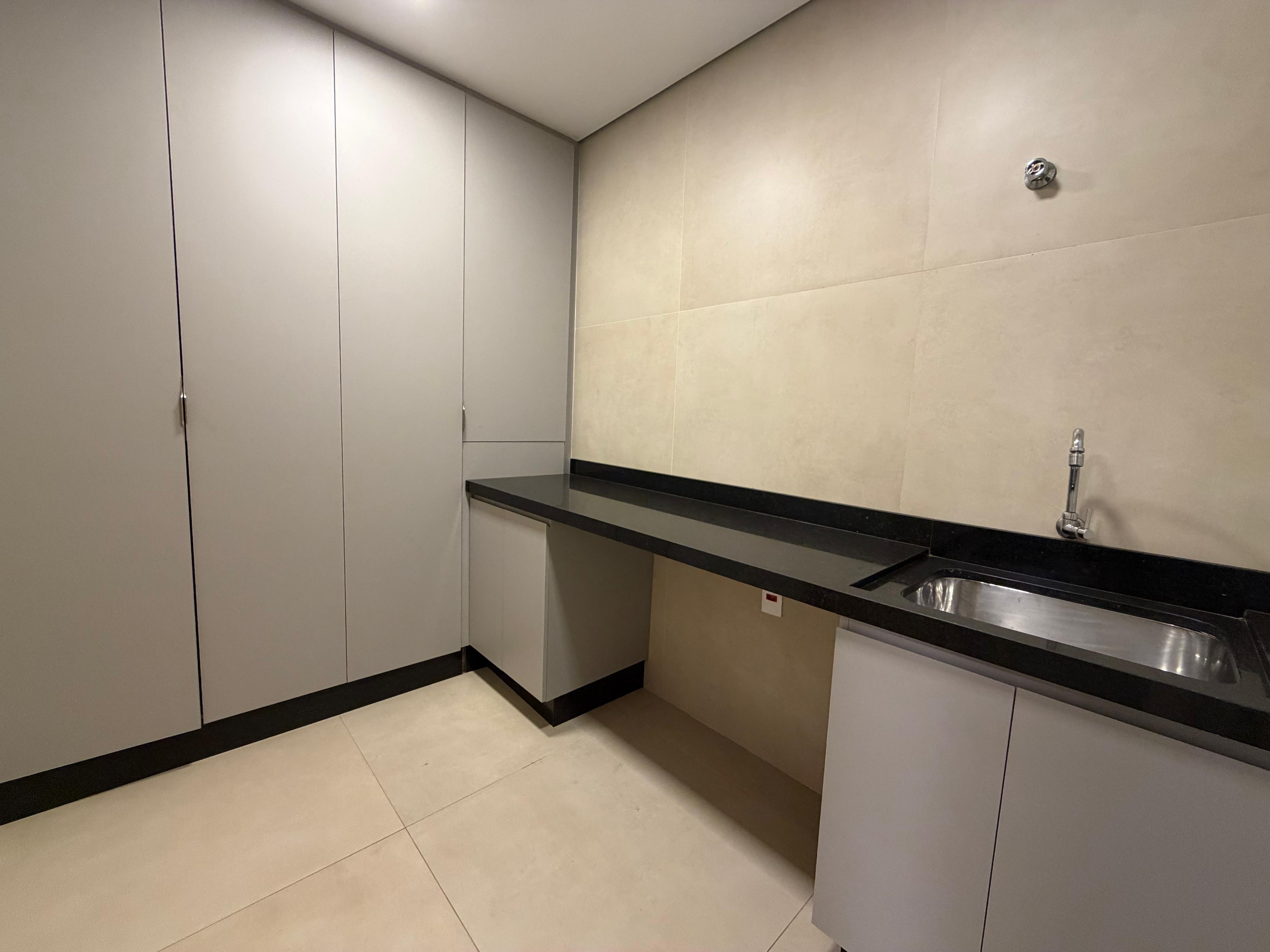 Sobrado á venda, Condomínio Bela Vitta,  195m² úteis , 3 suite Suites, todo planejado - Zona Leste - Londrina/PR