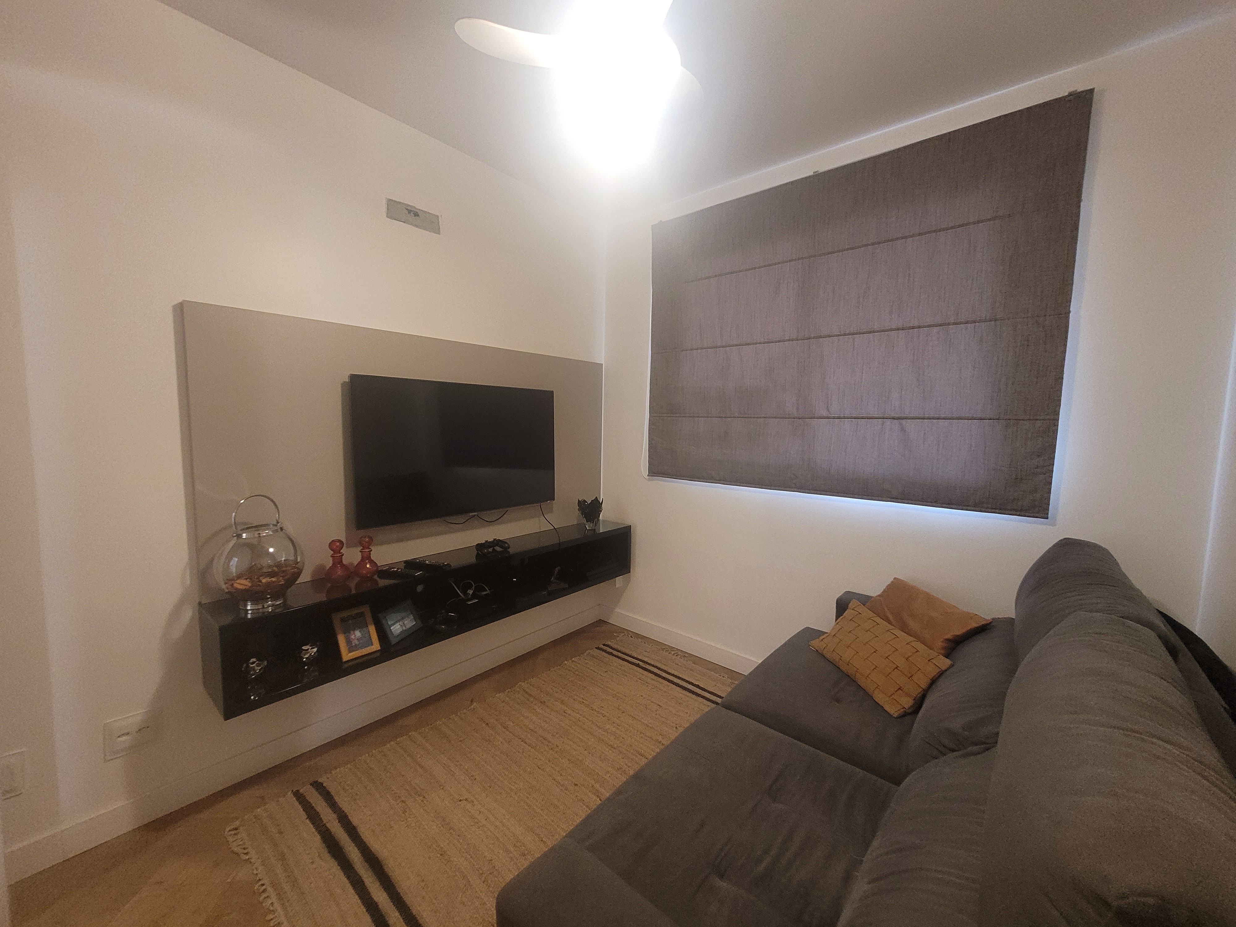 Apartamento à venda, no Edifício Le Corbusier, 122m², 3 quartos, 2 vagas de garagem, andar alto, sacada com churrasqueira, Gleba Palhano - Londri