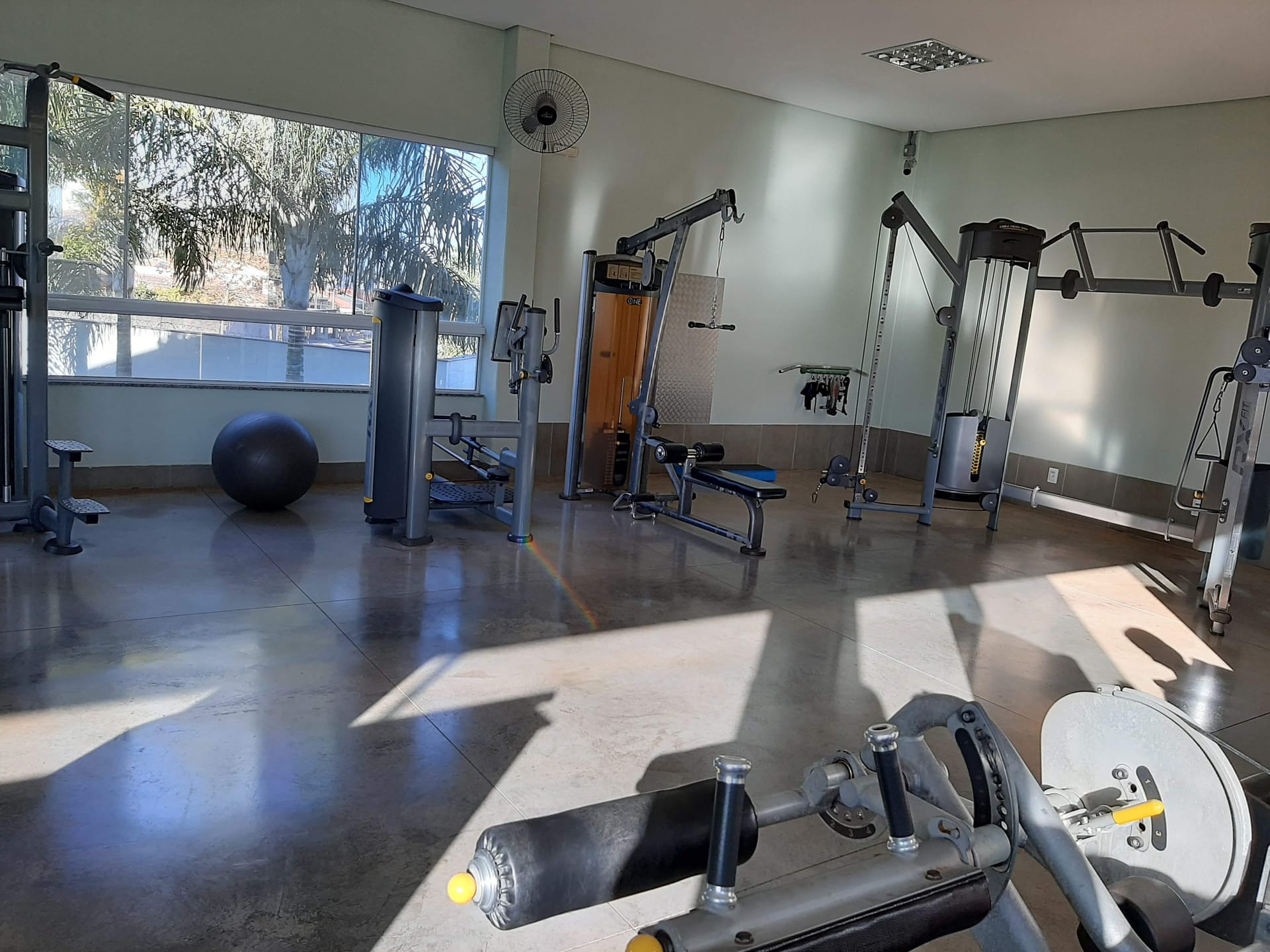 Sobrado  à venda, Condomínio Golden Park, 365 m² úteis, 3 quartos sendo 1 suíte master -  Zona Leste - Londrina/PR