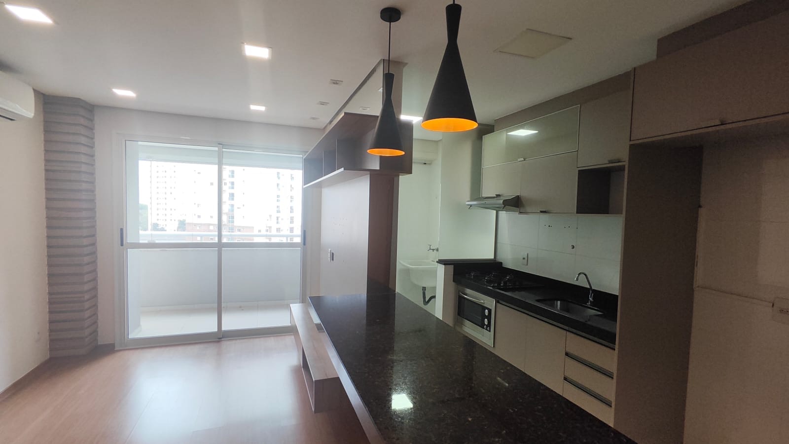 Apartamento à venda, na região Gleba Palhano 1, Londrina, PR