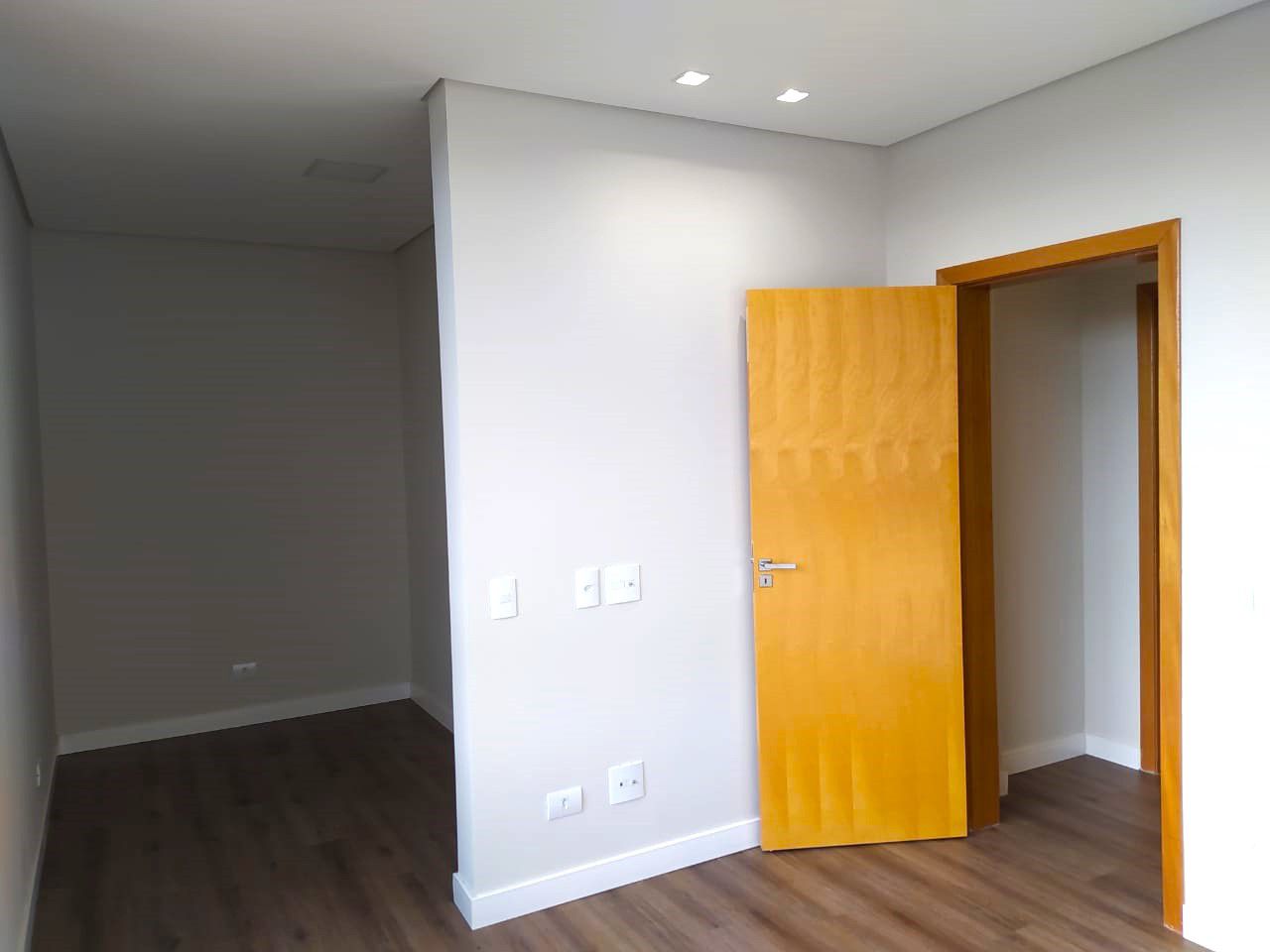Sobrado à venda, 190m² úteis,  Condominio Tangará, 03 quartos, 4 vagas - Gleba Simon Frazer, Londrina, PR