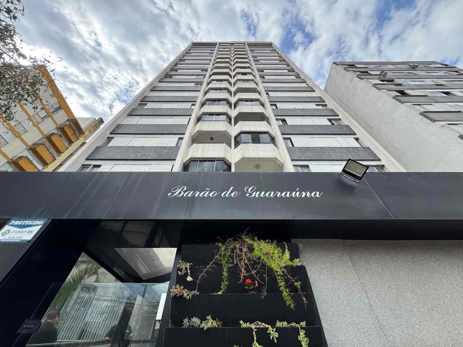 Apartamento triplex  à venda, 238m² úteis, 3 quartos sendo 1 suíte, amplo rooftop com churrasqueira,  2 vagas Boa vista, Londrina, PR