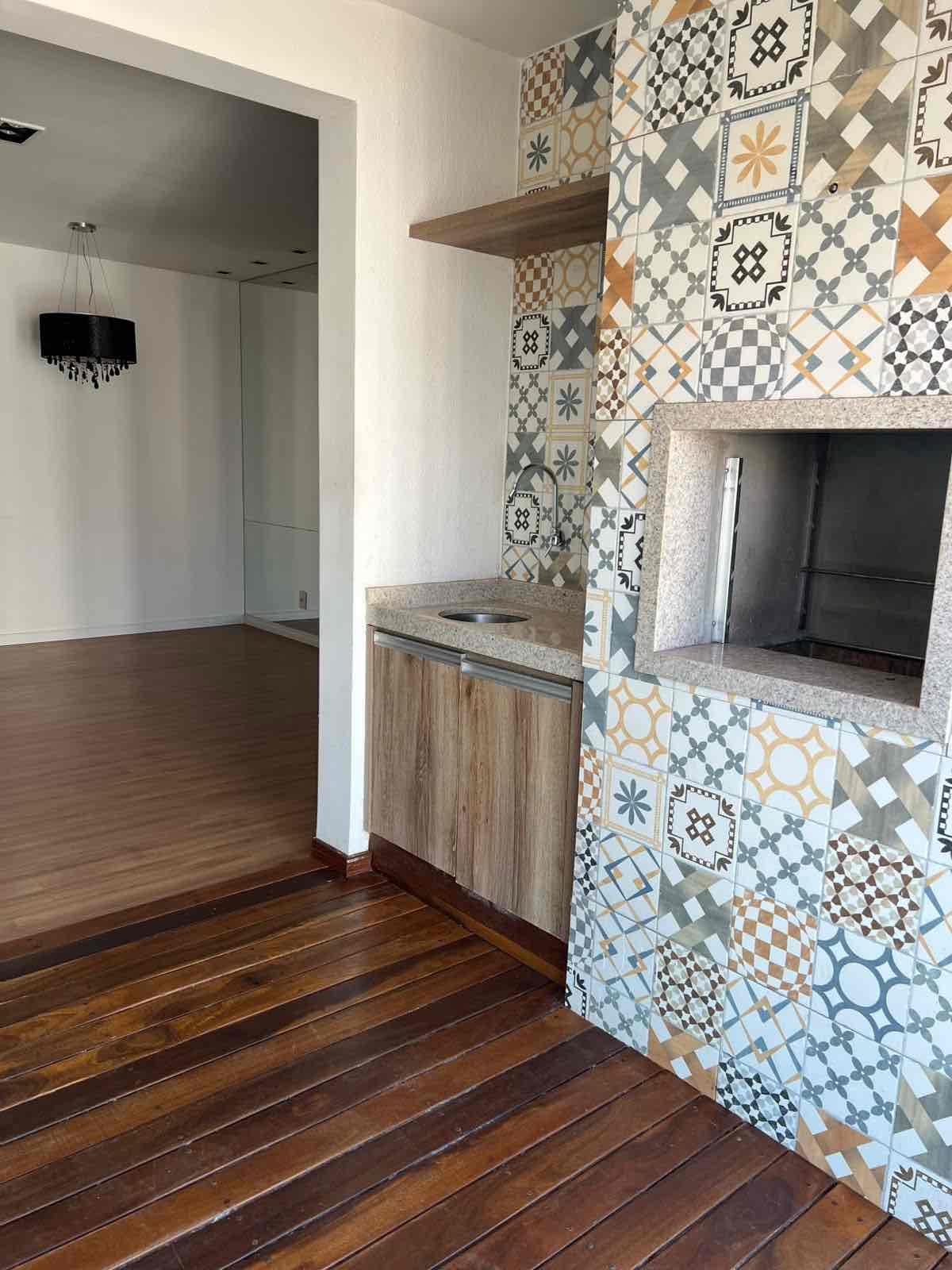 Apartamento  à Venda, Edifício Florais Eco Resort, 75m² úteis, 3 quartos sendo 1 suíte, andar alto, completo armários - Gleba Fazenda Palhano, Lo