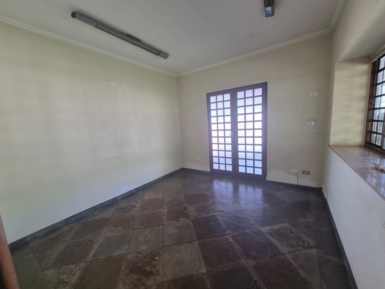 Casa à venda, 3 quartos sendo 2 suites, 350 m², Recanto do Salto, Londrina, PR - Oportunidade Unica