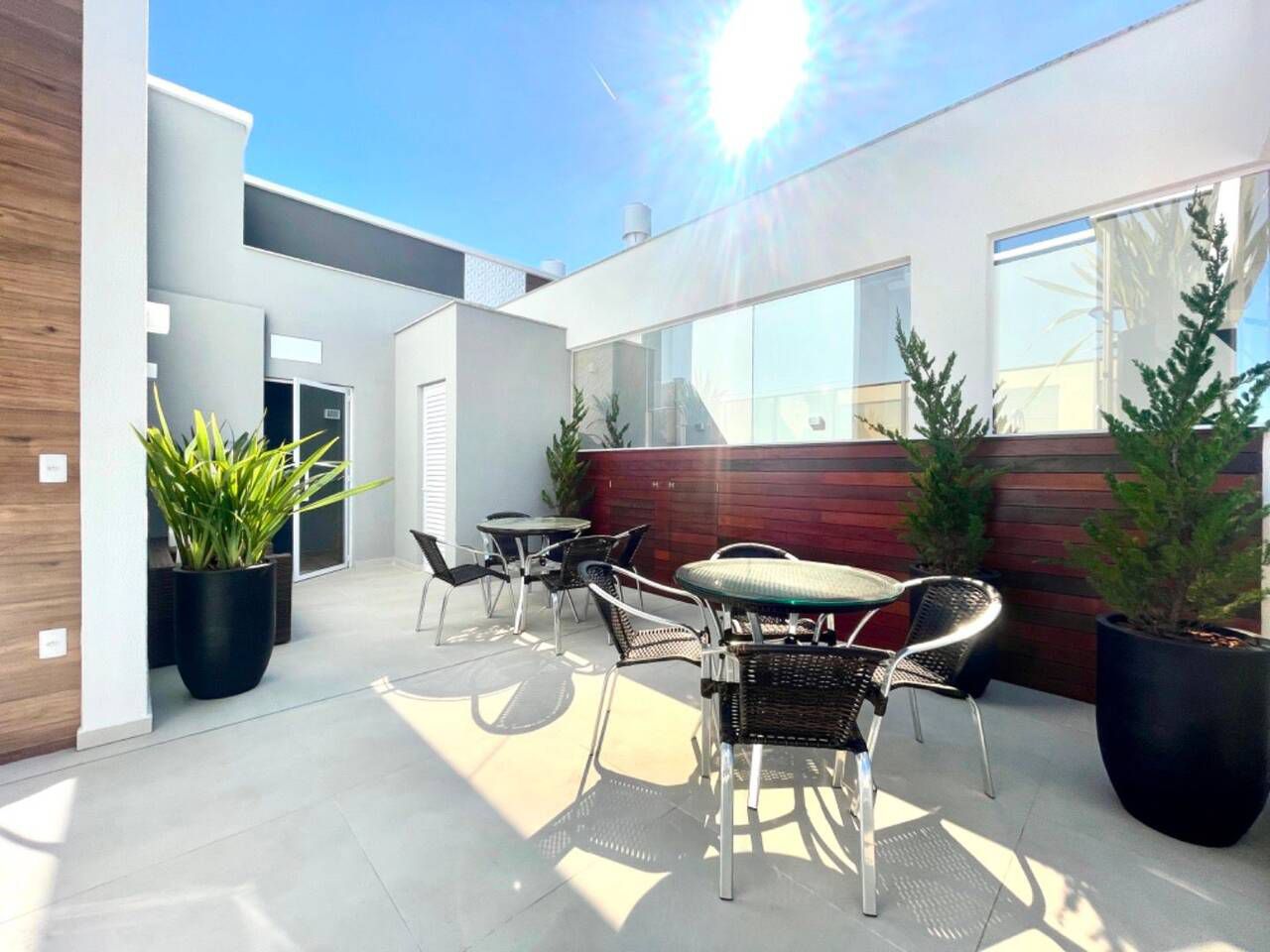 Apartamento pertinho da praia 70m² à venda/2 quartos (sendo 1 suíte) - Residencial Nassau- Canto Grande, Bombinhas, SC