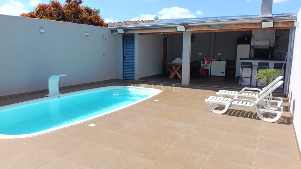 Imagens do imóveis Casa mobiliada com 4 quartos para alugar em Londrina