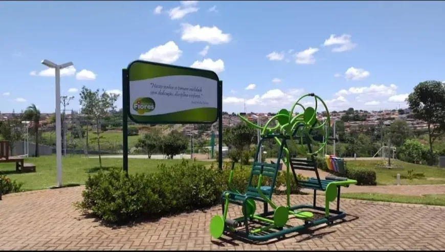 Casa à venda, Condomínio Morada das Flores, 160m² úteis, 3 quartos sendo 1 suíte, todo planejado -  Cambé/PR