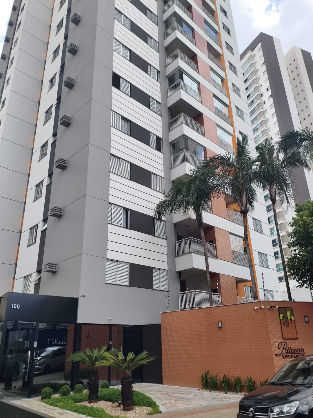 Apartamento à venda, Edifício Palhano Residences, 83m² úteis, 3 quartos (1 suíte), sacada com churrasqueira, 2 vagas - Gleba Palhano, Londrina, P