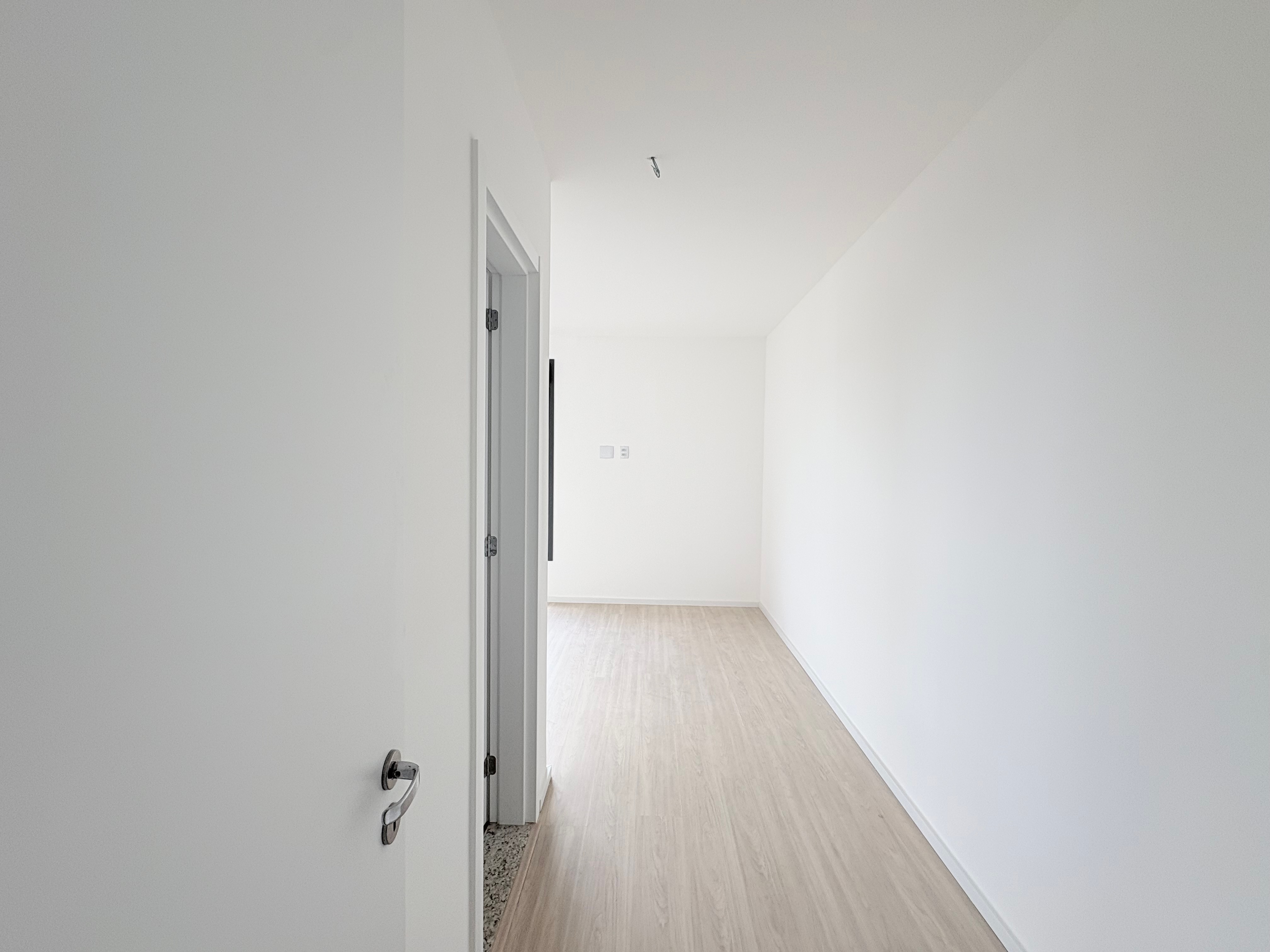 Apartamento à venda,  Edifício Tay, 98m² úteis, 2 suítes, 2 vagas -  Gleba  Palhano - Londrina Pr