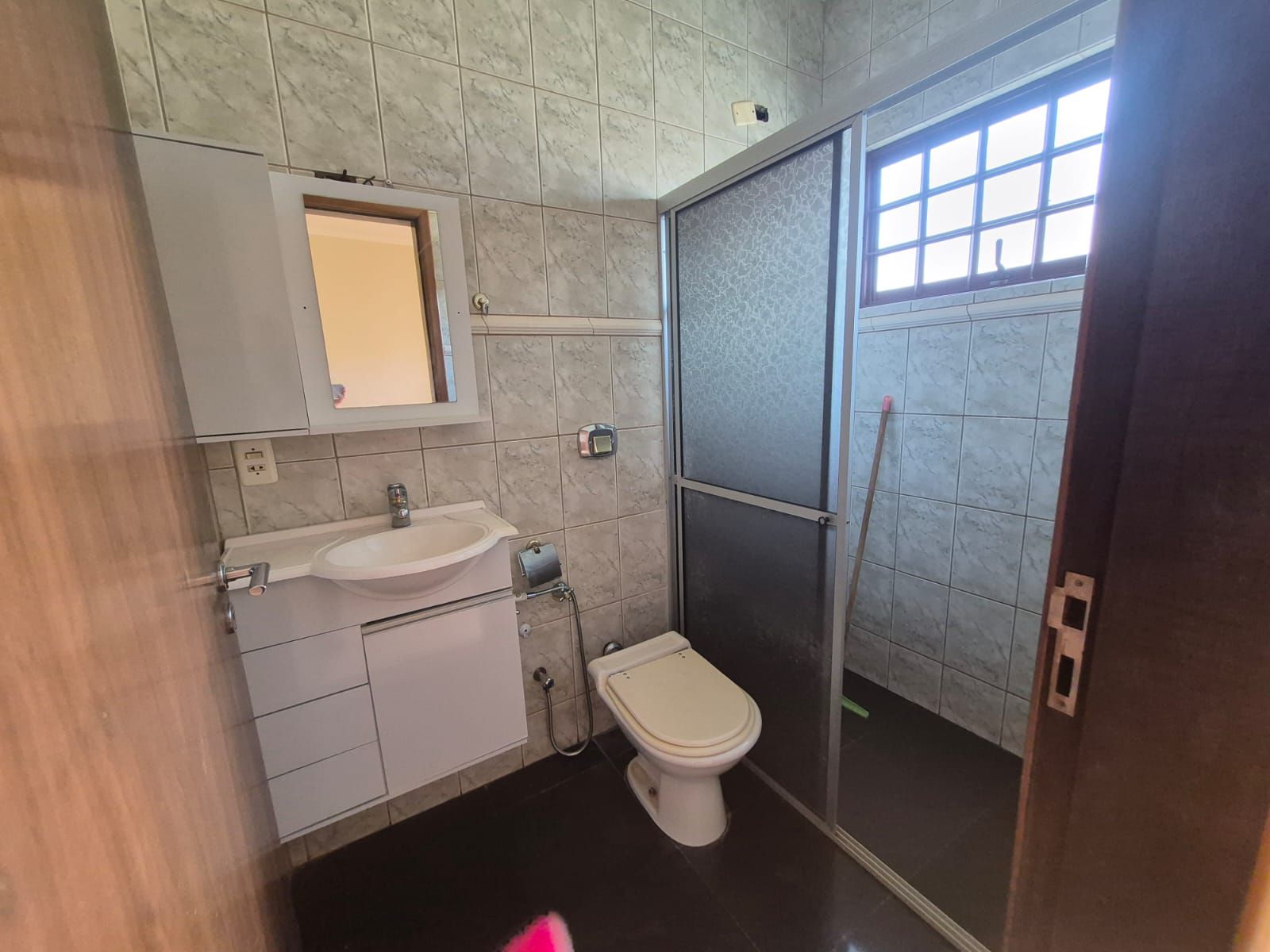 Casa à venda, 3 quartos sendo 2 suites, 350 m², Recanto do Salto, Londrina, PR - Oportunidade Unica