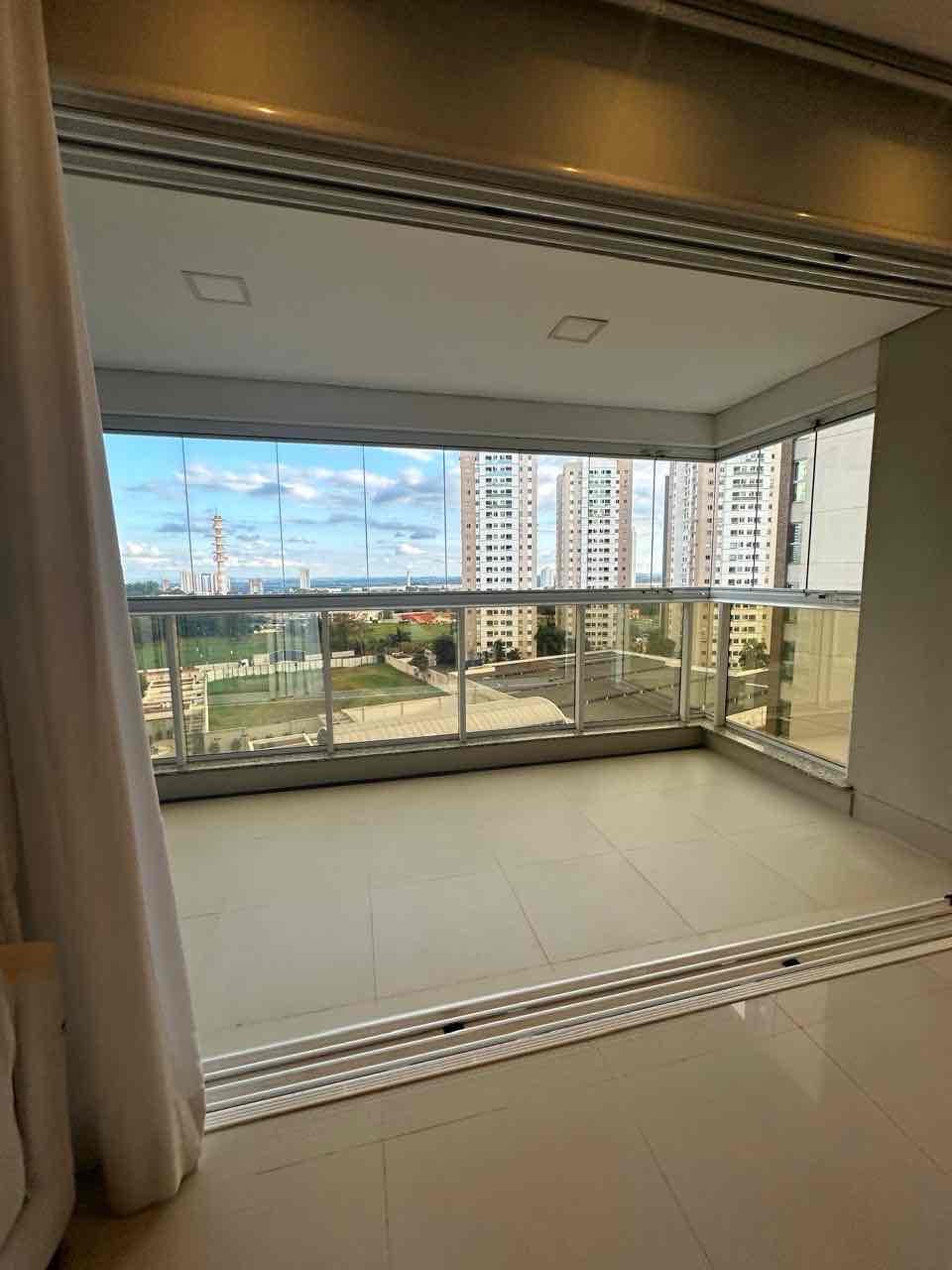 Apartamento  à Venda, Edifício Kensington, 108m² úteis, 3 quartos sendo 1 suíte, planejado, andar alto -  Santa Rosa, Londrina, PR