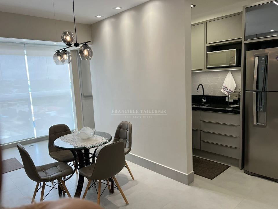 Apartamento à Venda,  Edifício Vista Parque Lago Igapó, 72m² úteis, 2 quartos, 2 vagas, andar alto - Jardim Presidente, Londrina, PR