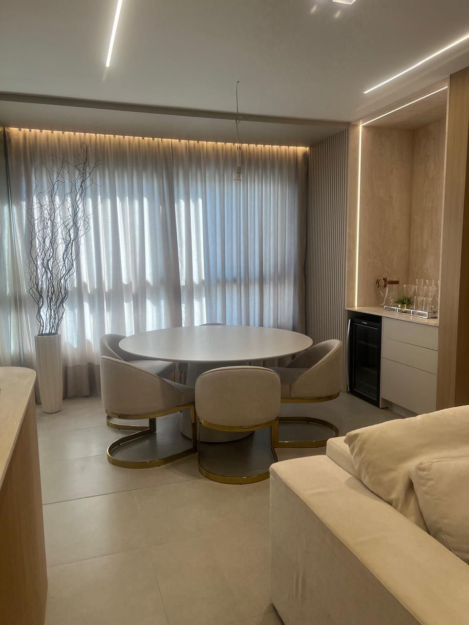 Apartamento à venda, 2 suites, 89 m², Condominio Insight, Gleba Fazenda Palhano, Londrina, PR