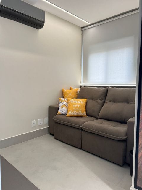 Apartamento à Venda,  Edifício Vista Parque Lago Igapó, 72m² úteis, 2 quartos, 2 vagas, andar alto - Jardim Presidente, Londrina, PR