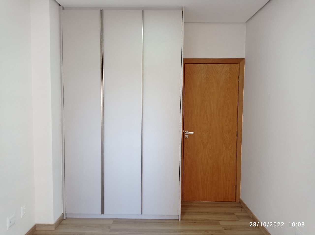 Apartamento  à Venda, Edifício Toulouse, 187m² úteis, 3 quartos sendo 2 suítes, 3 vagas, planejado - Gleba Fazenda Palhano, Londrina, PR