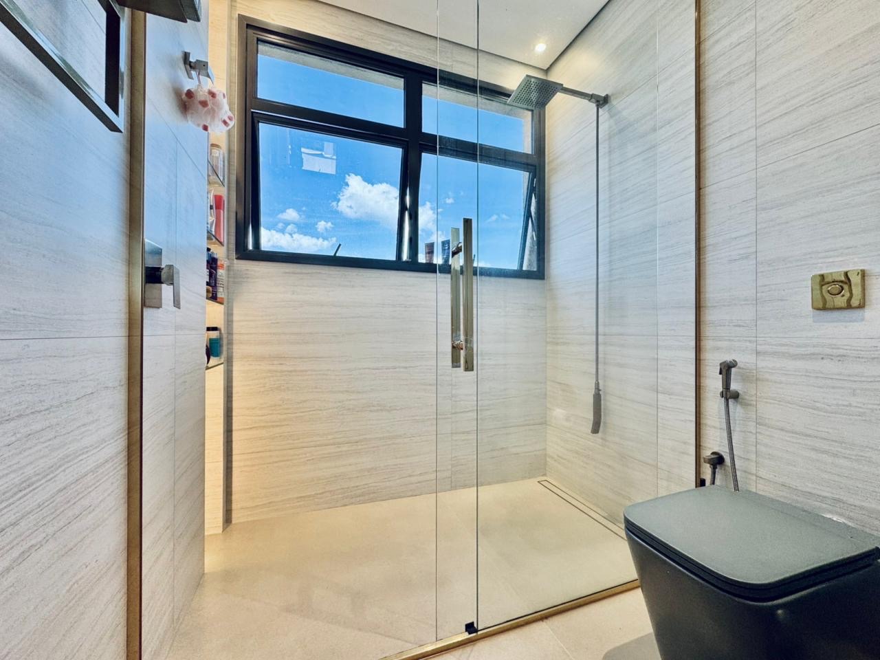 Casa com Porteira fechada no condomínio Sun Lake -  Londrina, PR