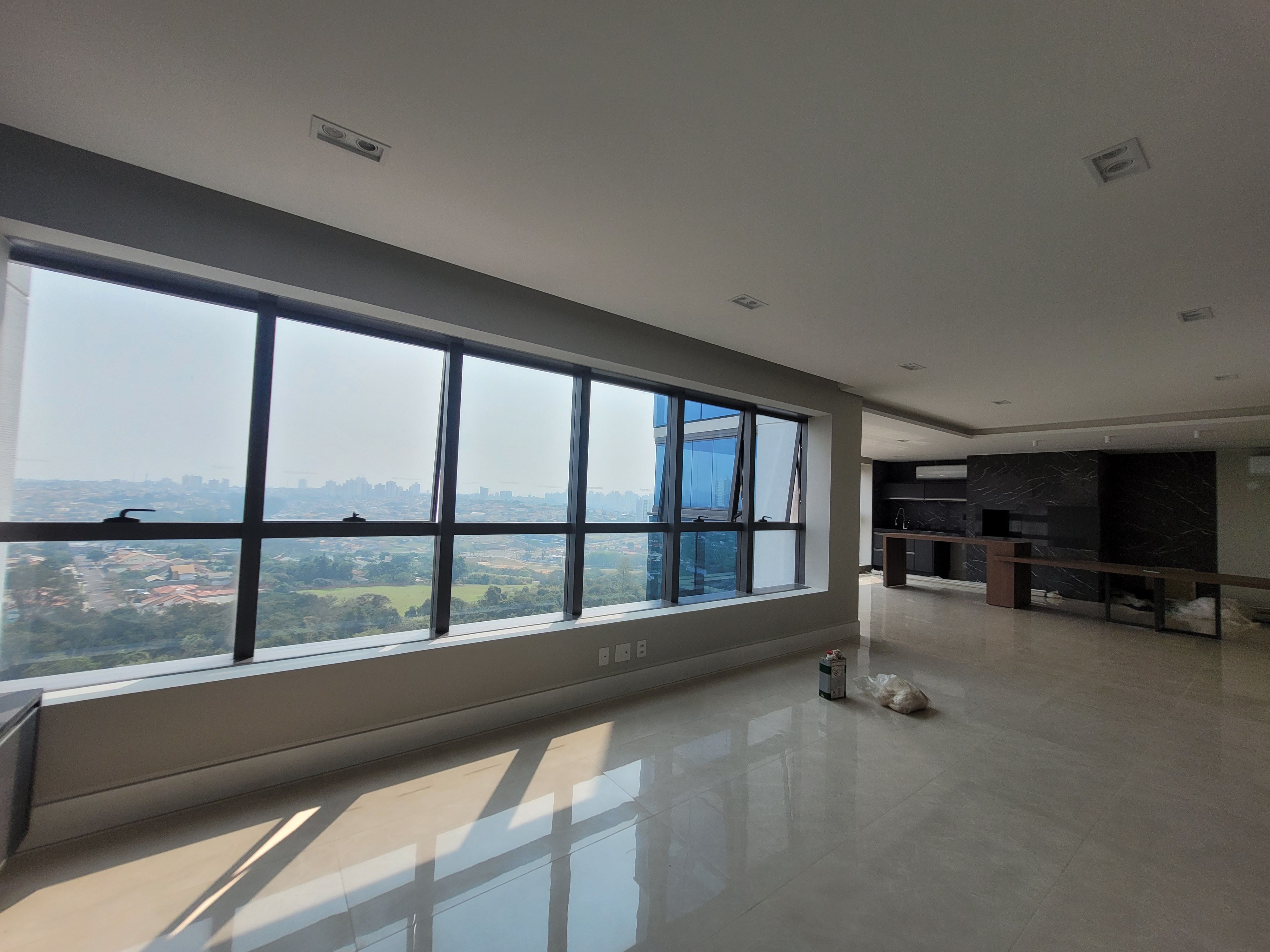 Apartamento a venda, Edifício Grand Palais, 216m² úteis, planejado, andar alto, Gleba Fazenda Palhano -Londrina, PR