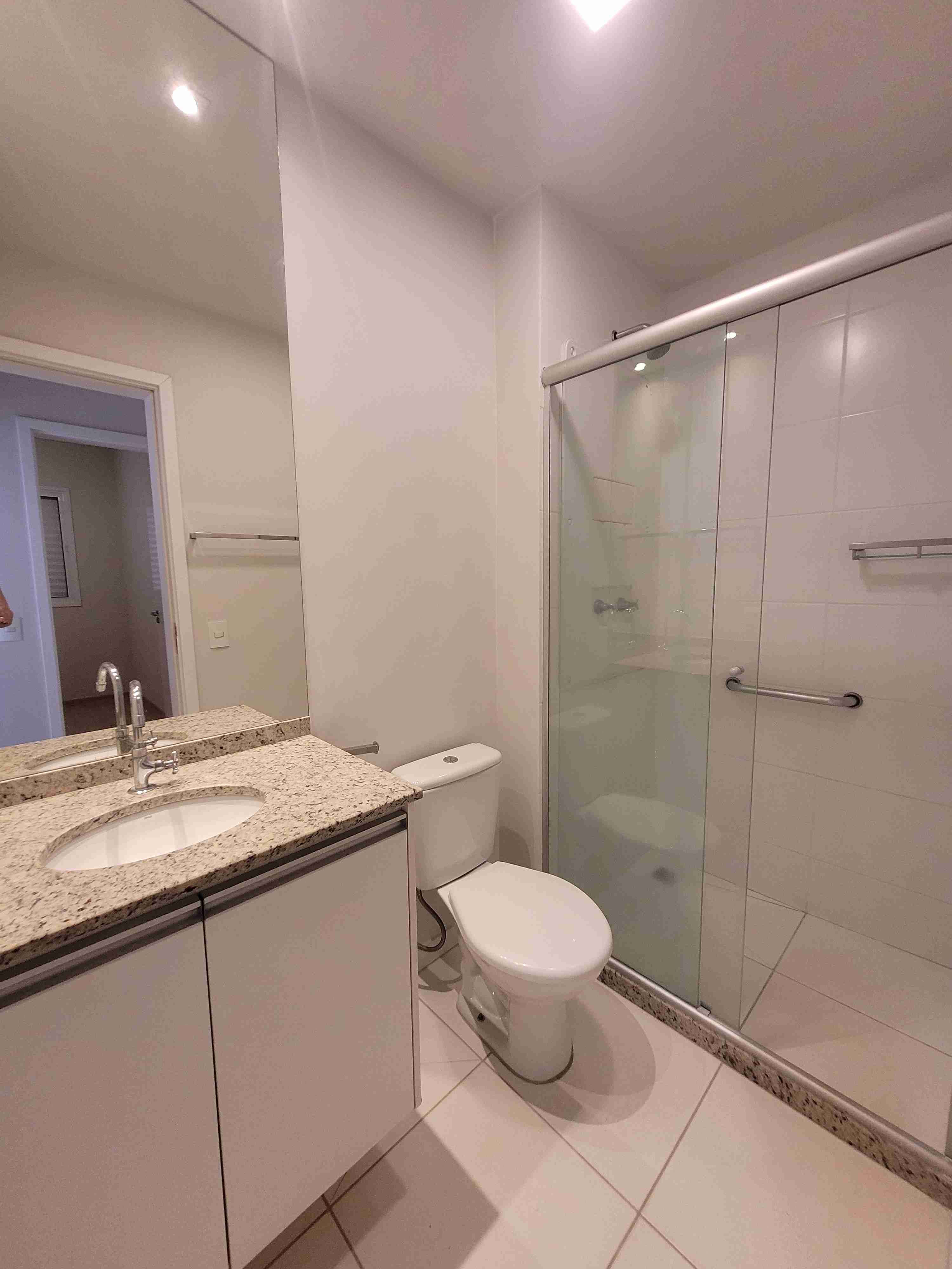 Apartamento à venda no Edifício Reserva Santana,  75m² úteis, 3 quartos sendo 1 suíte,Gleba Fazenda Palhano, Londrina, PR