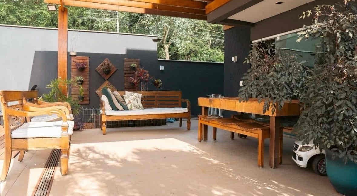Imagens do imóveis Sobrado à venda, Royal Forest, 185m² úteis, 3 quartos sendo 1 suíte master com hidro e 2 demi suítes, espaço gourmet com piscina Esperança, Londr
