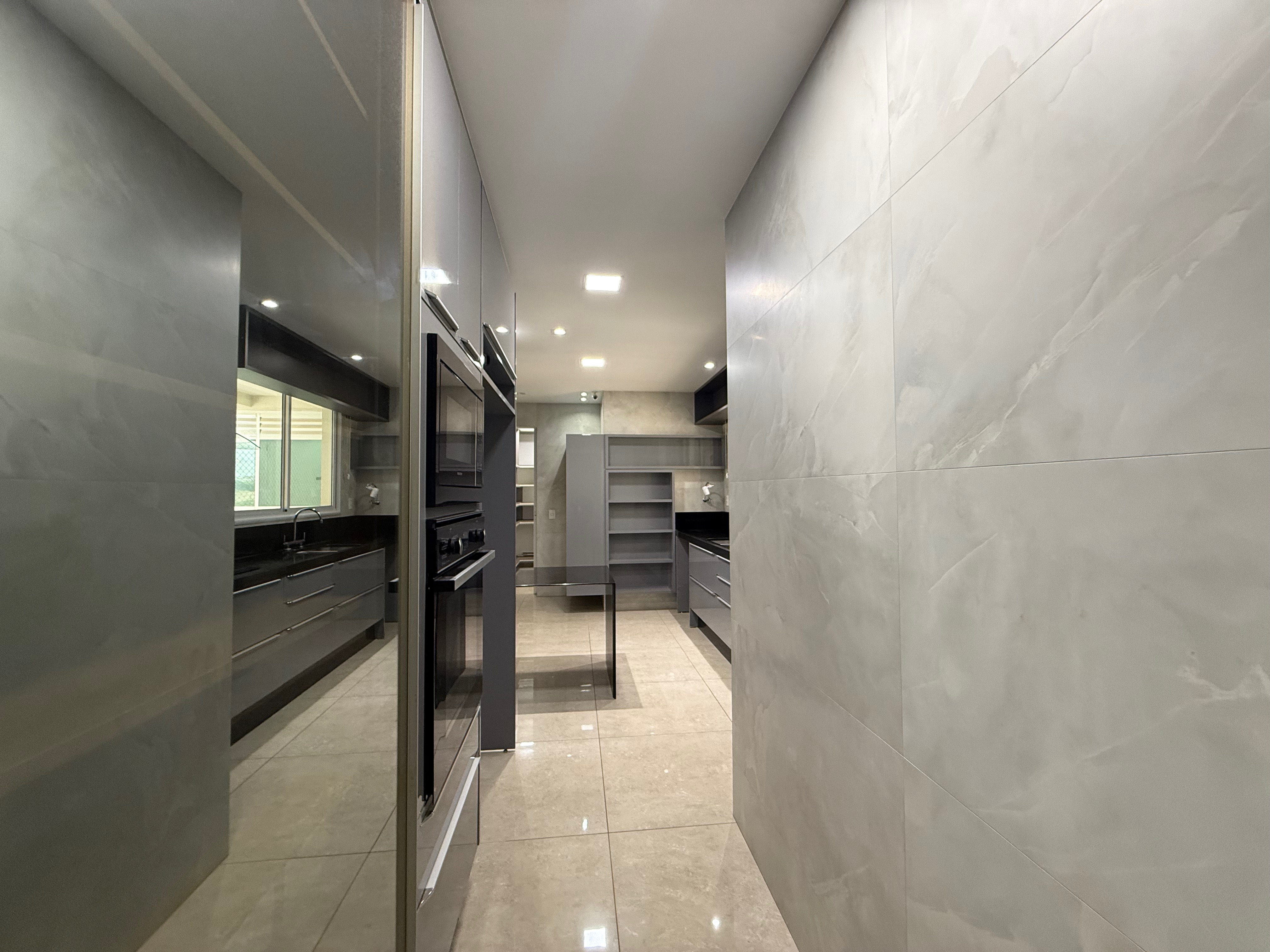 Apartamento à venda, Edifício Le Blanc, 236m² úteis, 3 suítes, 4 vagas, elevador privativo, ampla varanda gourmet - Gleba Palhano, Londrina, PR