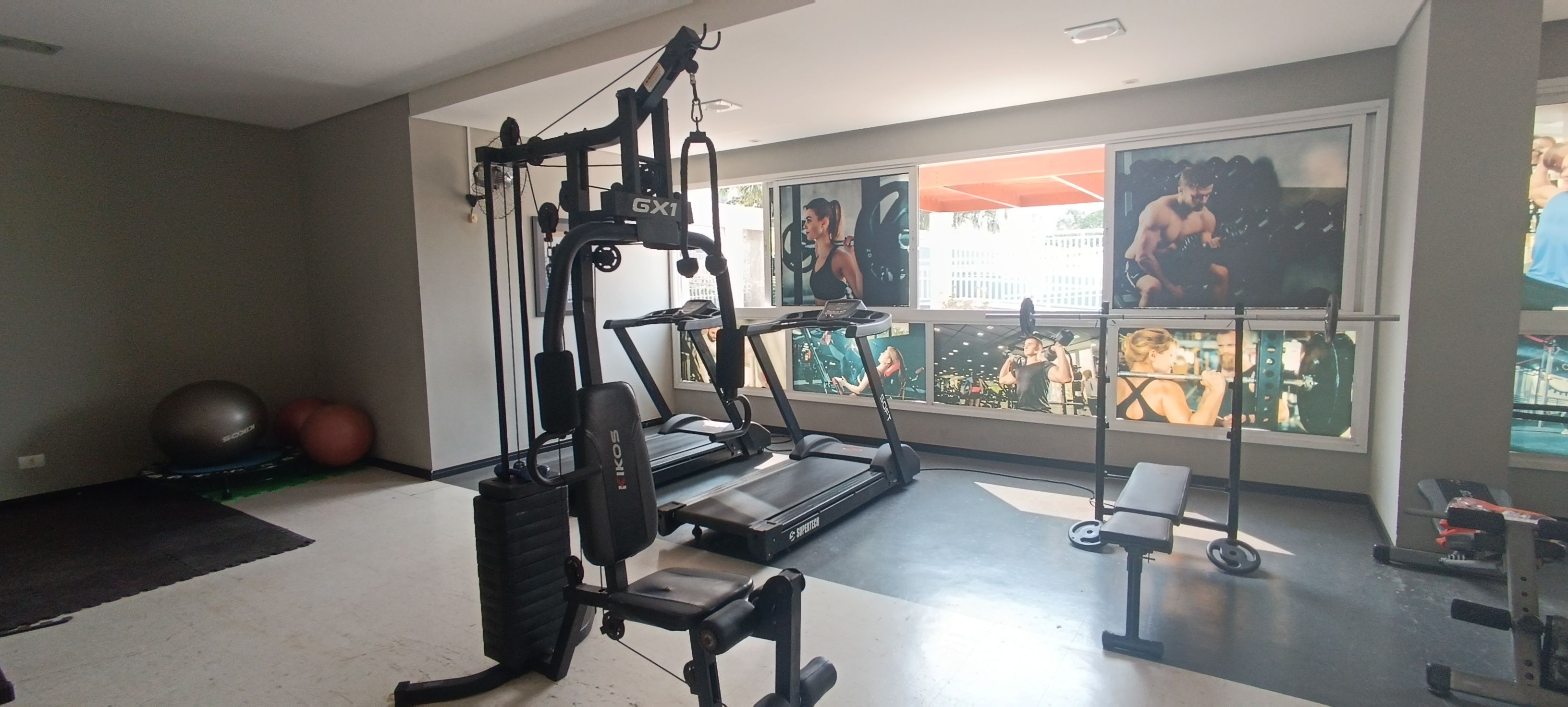 Apartamento à venda, Edifício Aquaparque, 69m², 2 quartos sendo 1 suíte, próx Av Maringá- Vitória, Londrina, PR