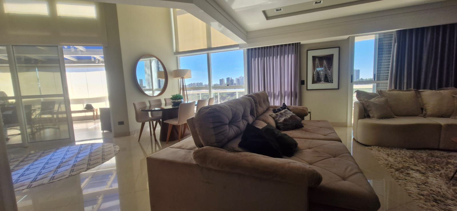 Apartamento completamente mobiliado no Palazzo Di Cesare