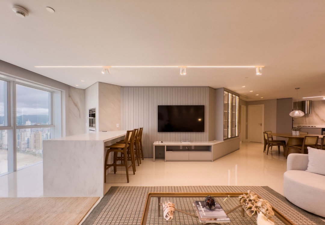 Apartamento à venda vista mar - Edifício Infinity Coast, 164m² úteis, 3 suítes, andar alto, 3 vagas  -  Pioneiros, Balneário Camboriú, SC
