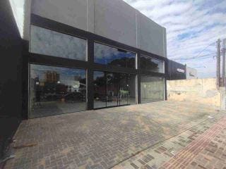 Barracão novo para locação, total 700m², amplo, pé direito de 8M ,av. tiradente ,frente vidro,Jardim Agari, Londrina, PR