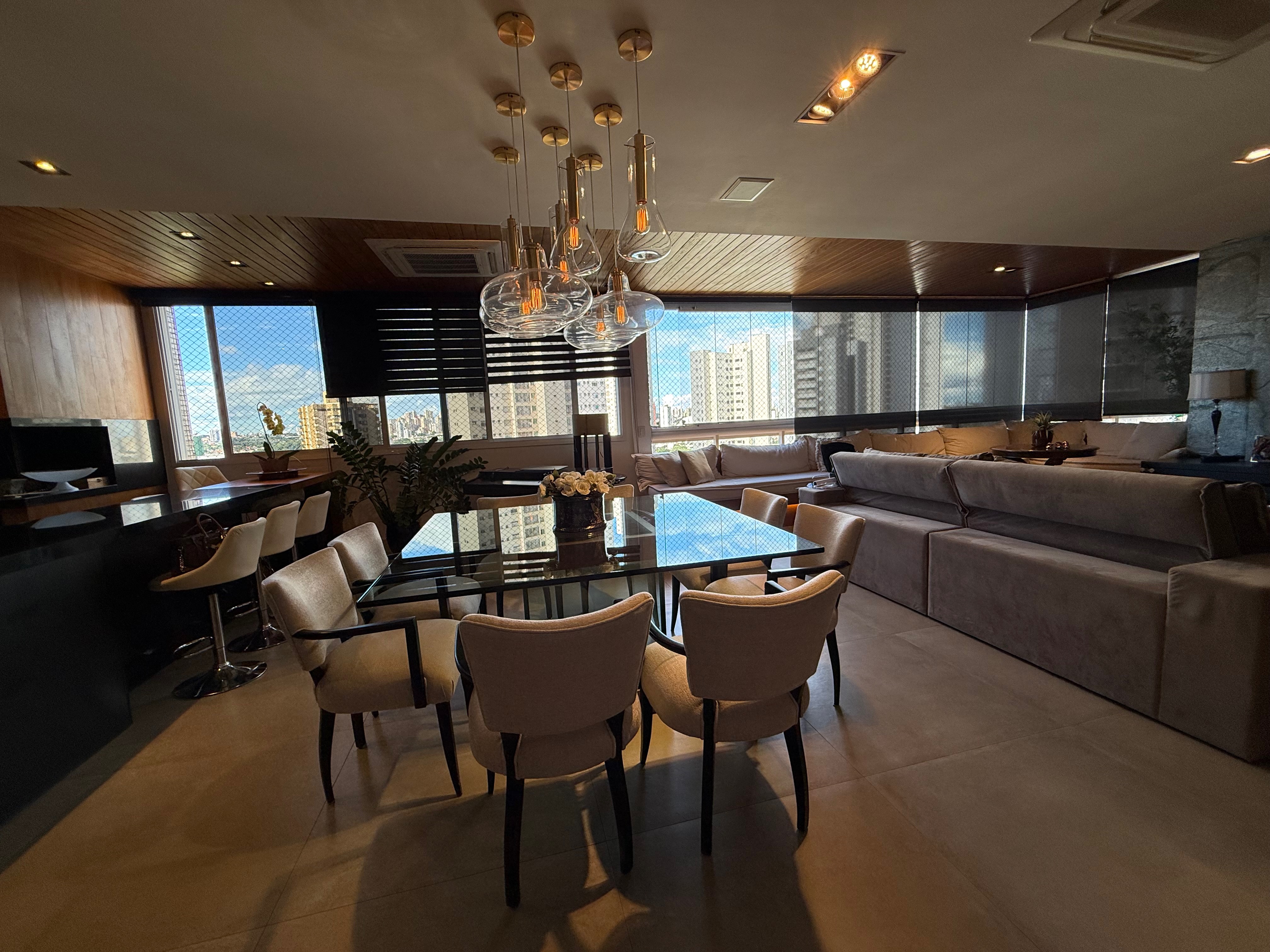 Apartamento à Venda,Porteira fechada, 245m² Privativo aceita permuta, Contém 4 suítes,3 vagas Garagem Gleba Palhano, Londrina, PR