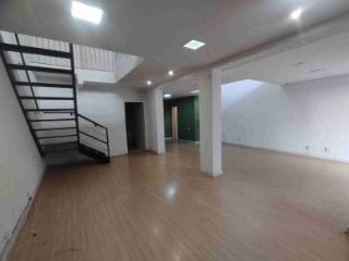 Loja para locação, Rua Fernando de Noronha, centro, 160M², barracão com mesanino. amplo, frente vidro, aluguel R$ 5.000. Londrina-PR