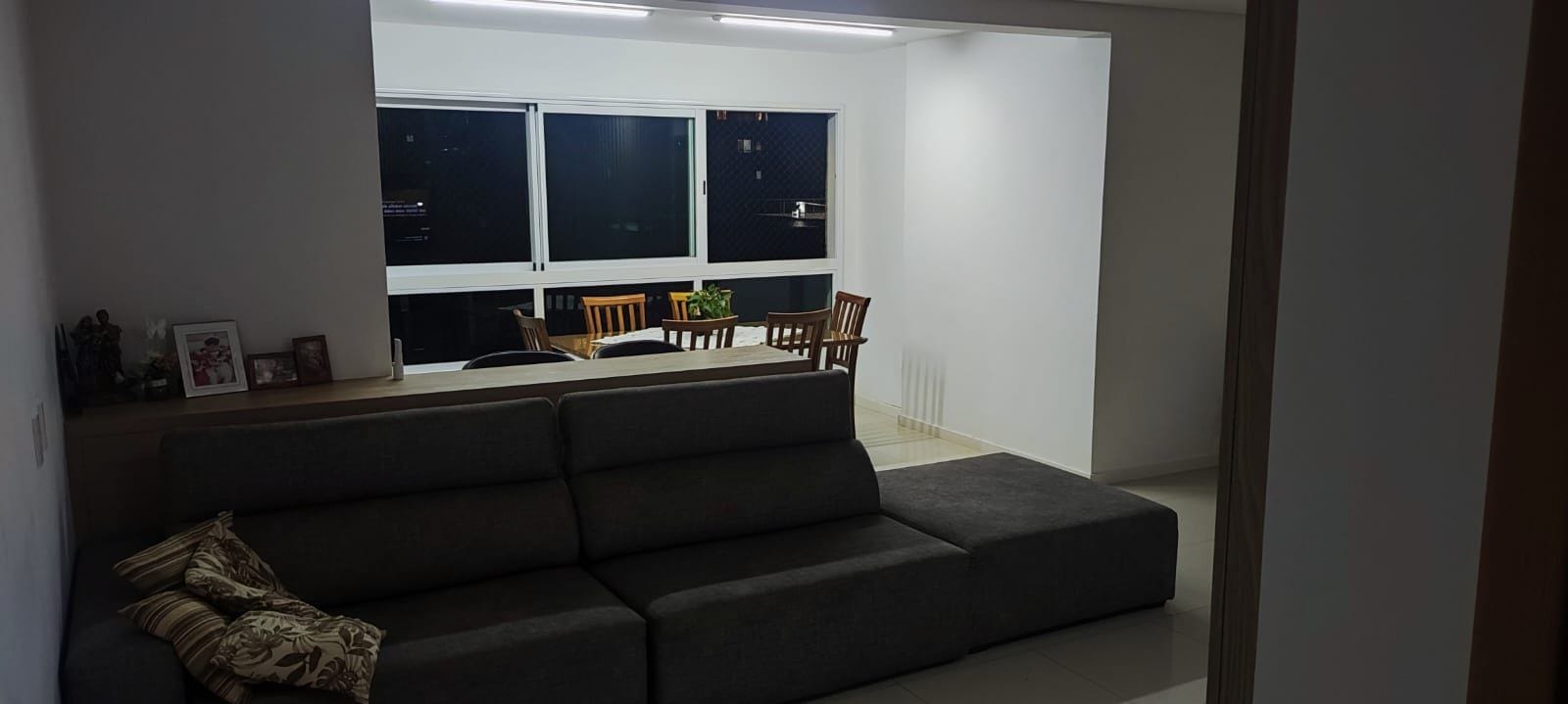Apartamento à venda, mobiliado na Gleba Fazenda Palhano, Londrina, PR