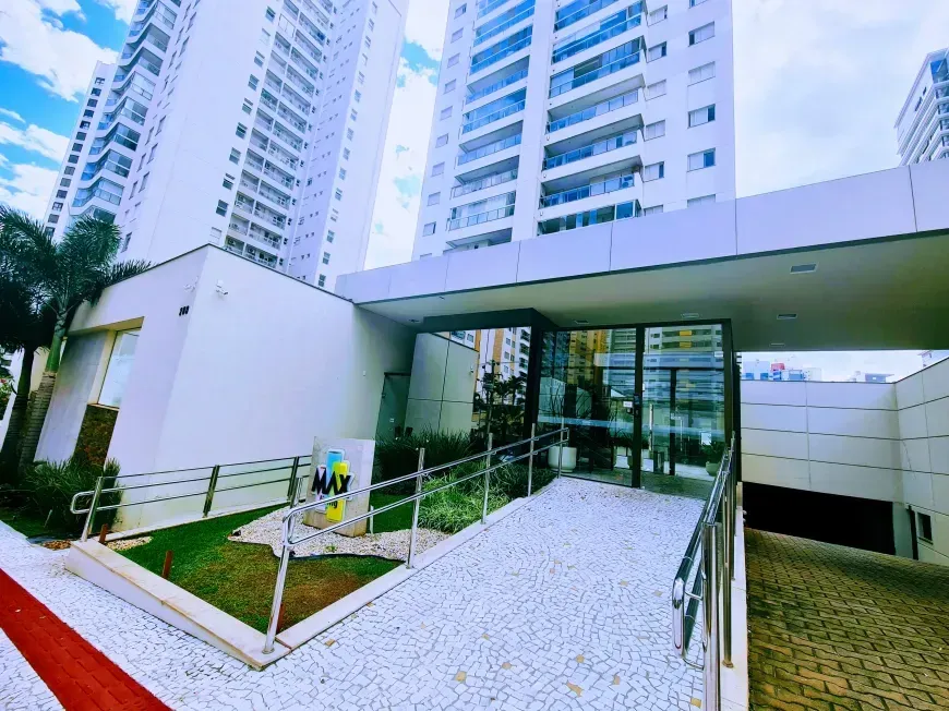 Apartamento à venda, Cond Max Living 83m², 3 quartos (sendo 1 suítes), 2 vagas de garagem Gleba Fazenda Palhano, Londrina, PR