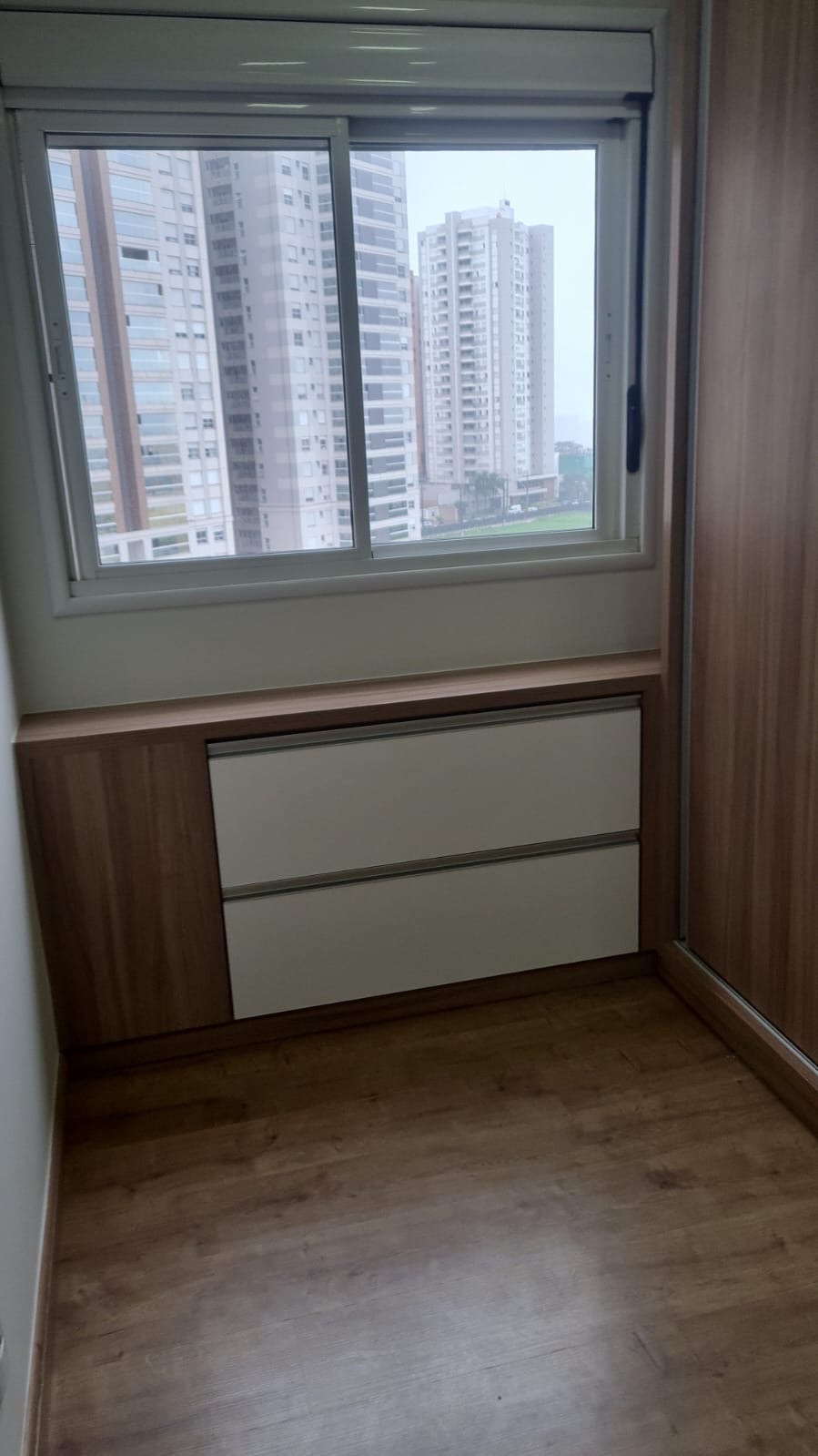Apartamento à Venda, Edifício NYC Palhano, 69m²úteis, 3 quartos sendo 1 suite, todo planejado, 2 vagas, andar alto- Gleba Palhano- Londrina, PR