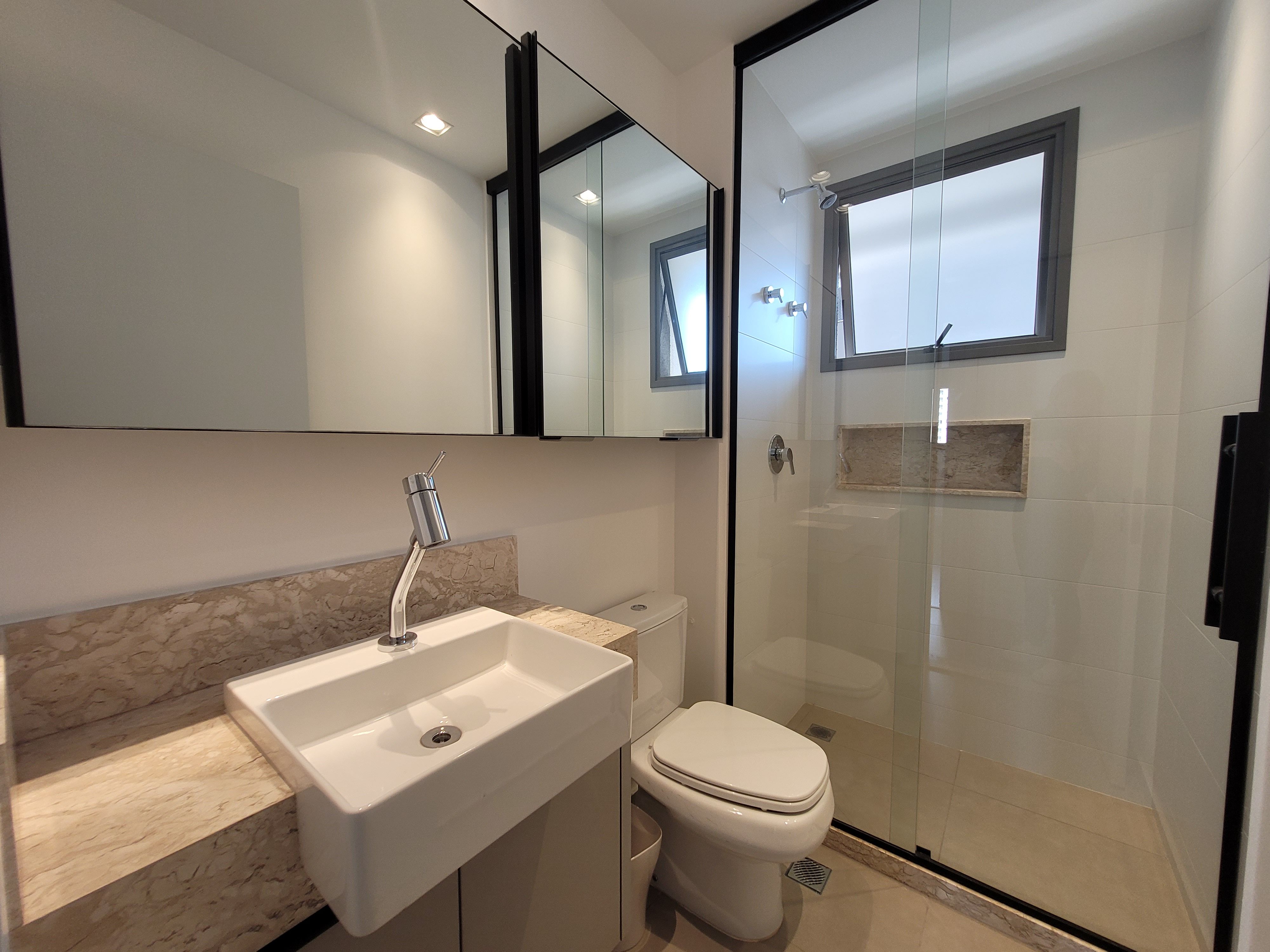 Apartamento à venda no Edifício Glória Residence, mobiliado, 114m², com 3 dormitórios, andar alto,  - Gleba Palhano - Londrina/PR
