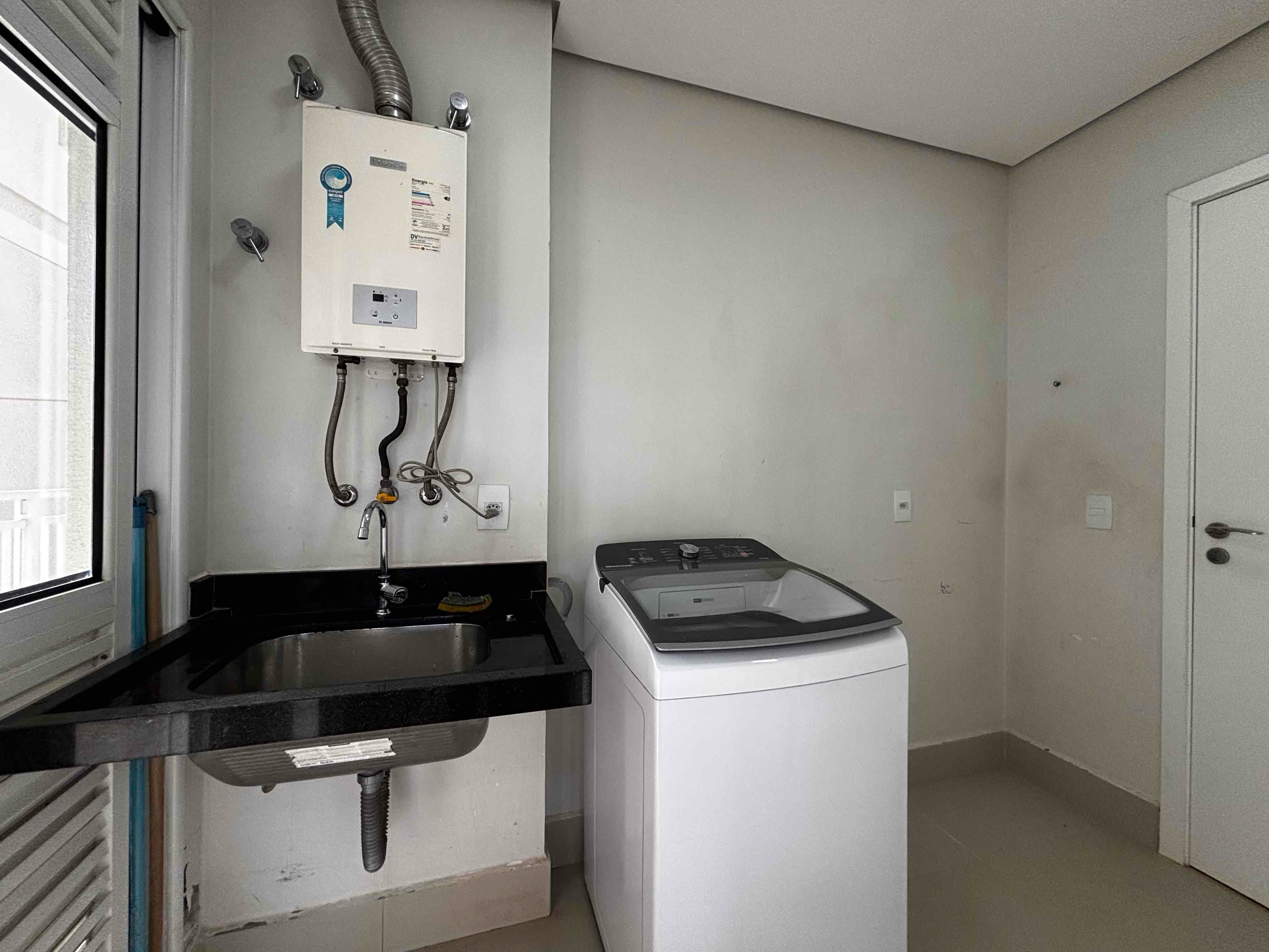 Apartamento  à Venda, Edifício Kensington, 108m² úteis, 3 quartos sendo 1 suíte, planejado, andar alto -  Santa Rosa, Londrina, PR