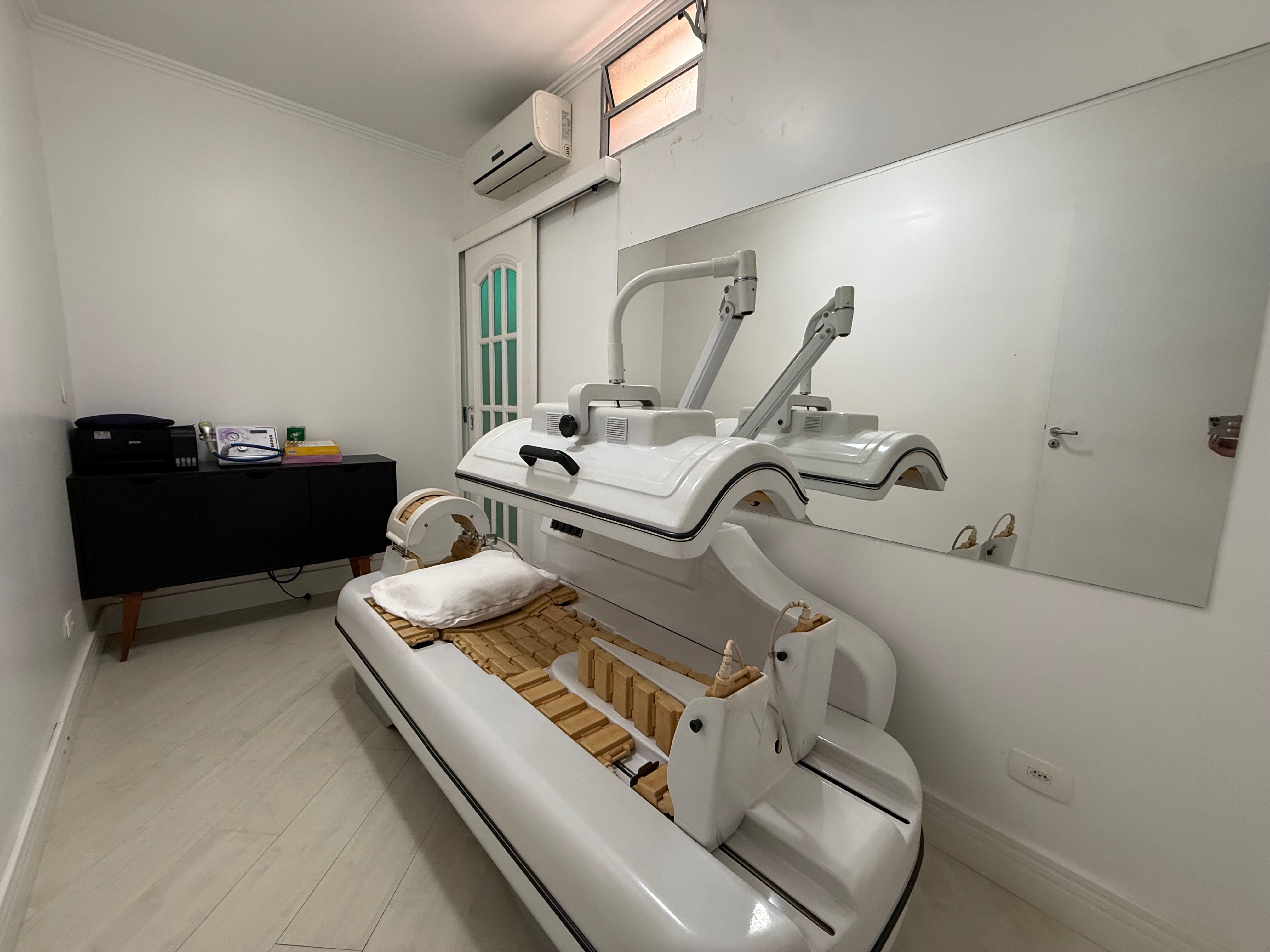 Clinica mobiliada em funcionamento para locação em Londrina