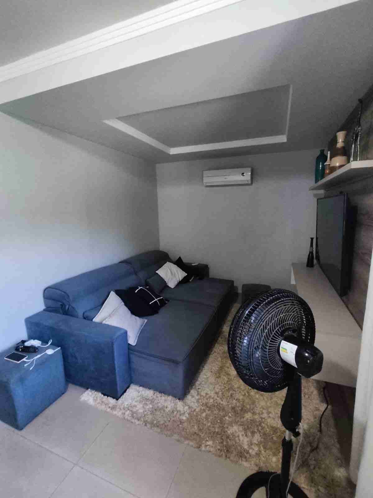 Casa à venda, 152m2 úteis, área total 330m2, 3 quartos, 3 vagas-  Mônica Londrina Pr