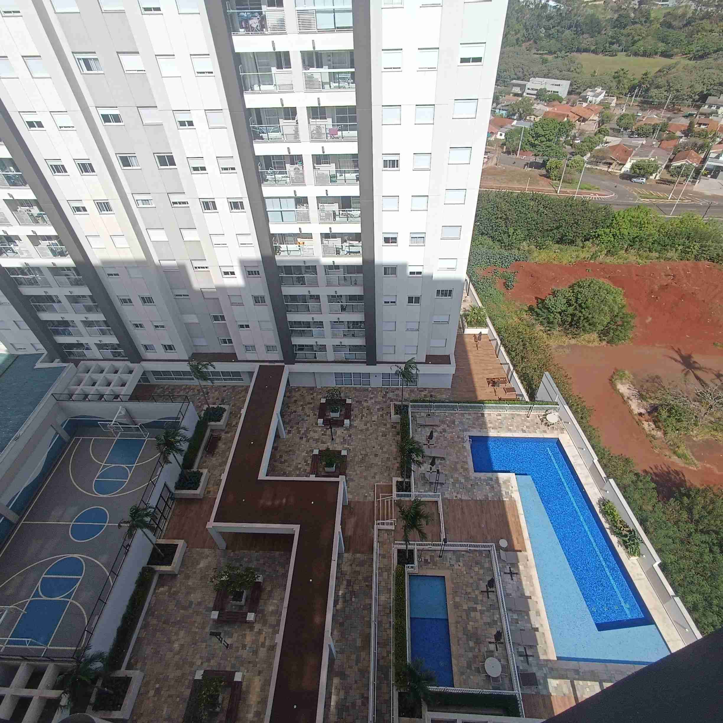 Apartamento à Venda, Edifício Vista Parque lago, 71m² úteis, 3 quartos sendo 1 suíte, 2 vagas, andar alto -  Jardim Presidente, Londrina, PR