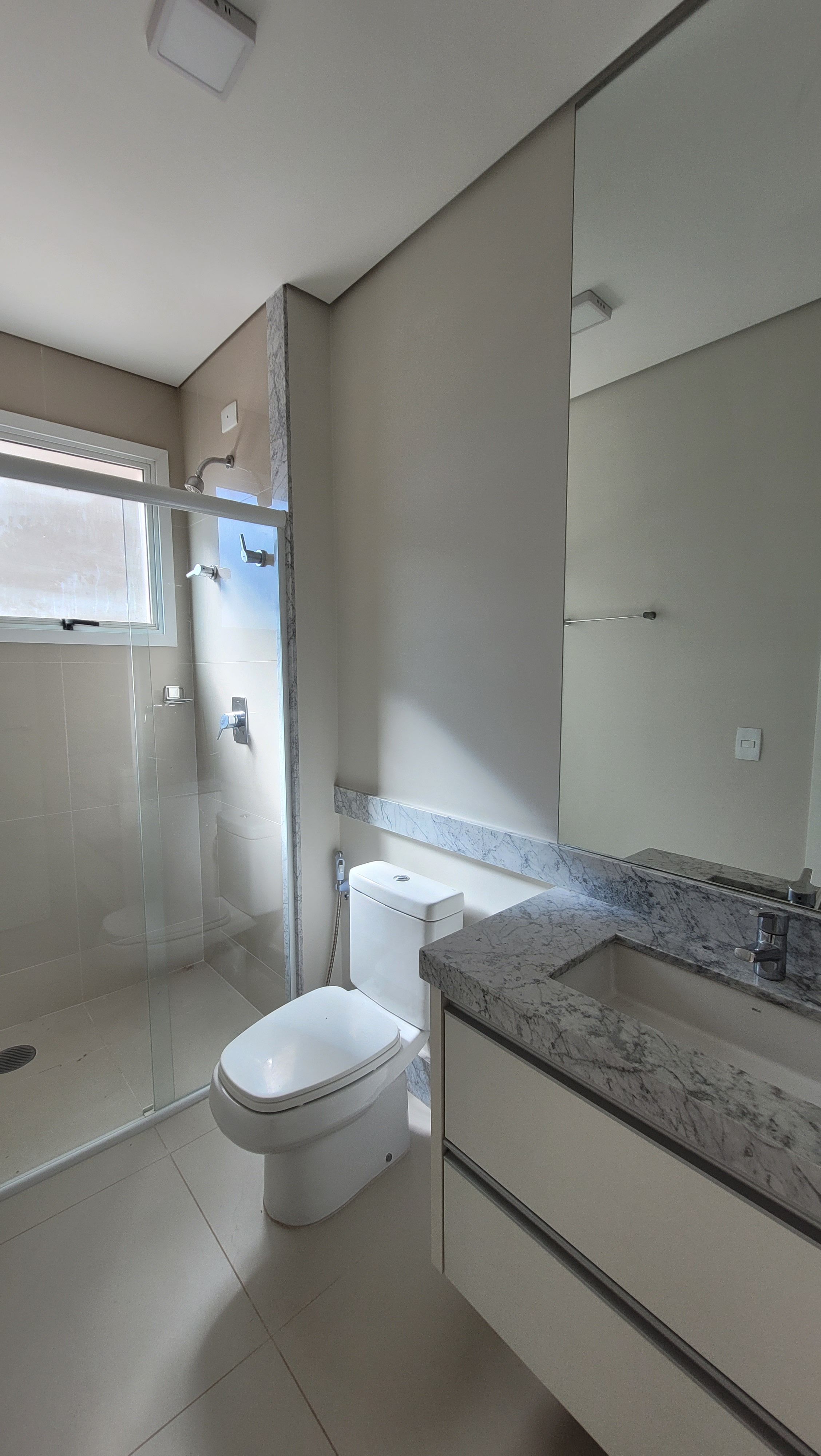 Apartamento  à Venda, 173m² privativos, Ed Queens Park, 3 suítes sendo 1 master, 2 vagas - Gleba Fazenda Palhano, Londrina, PR